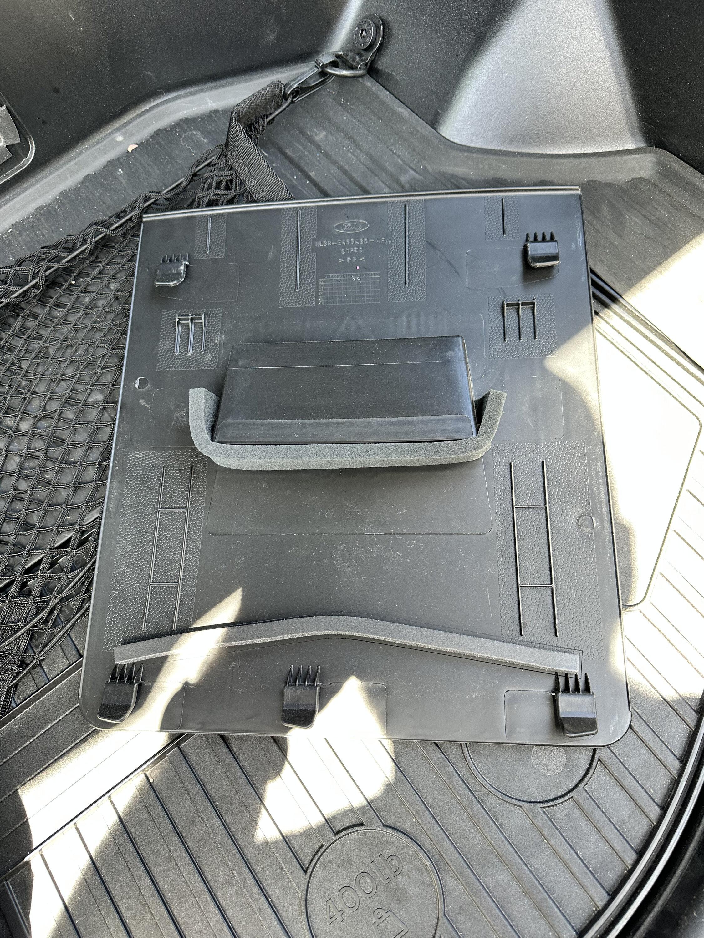 Ford F-150 Lightning Sounds Good Stereo Behind the Seat kit installation 01 battery cover