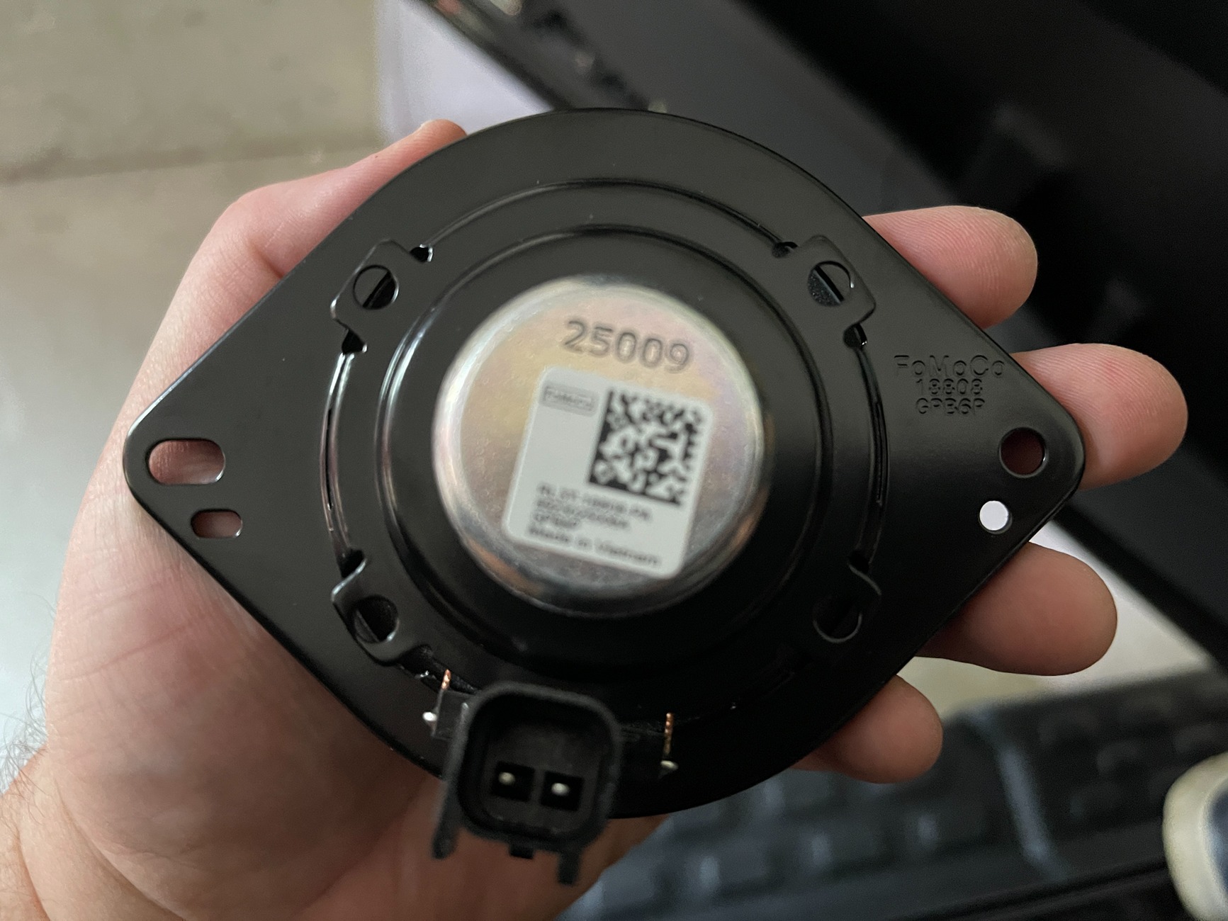 Ford F-150 Lightning Low / Medium Cost Audio upgrade 016.JPG