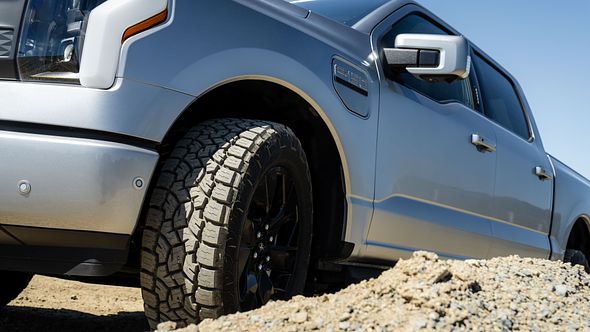 Ford F-150 Lightning Toyo Open Country A/T III EV Tires Launched: Charge Up Your Adventure 045-Ford-Lightning-EV-Toyo