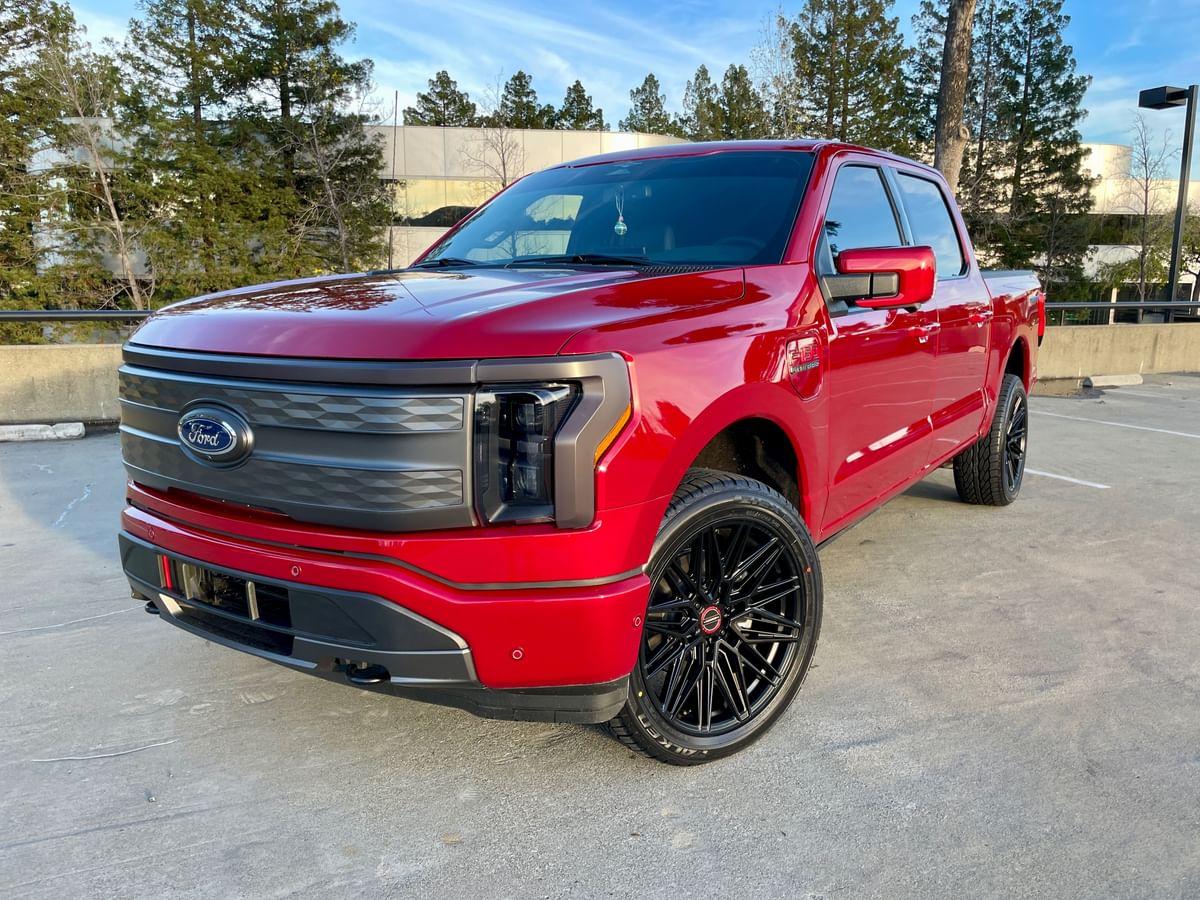 Ford F-150 Lightning Lowering rear maybe front? 1000008345