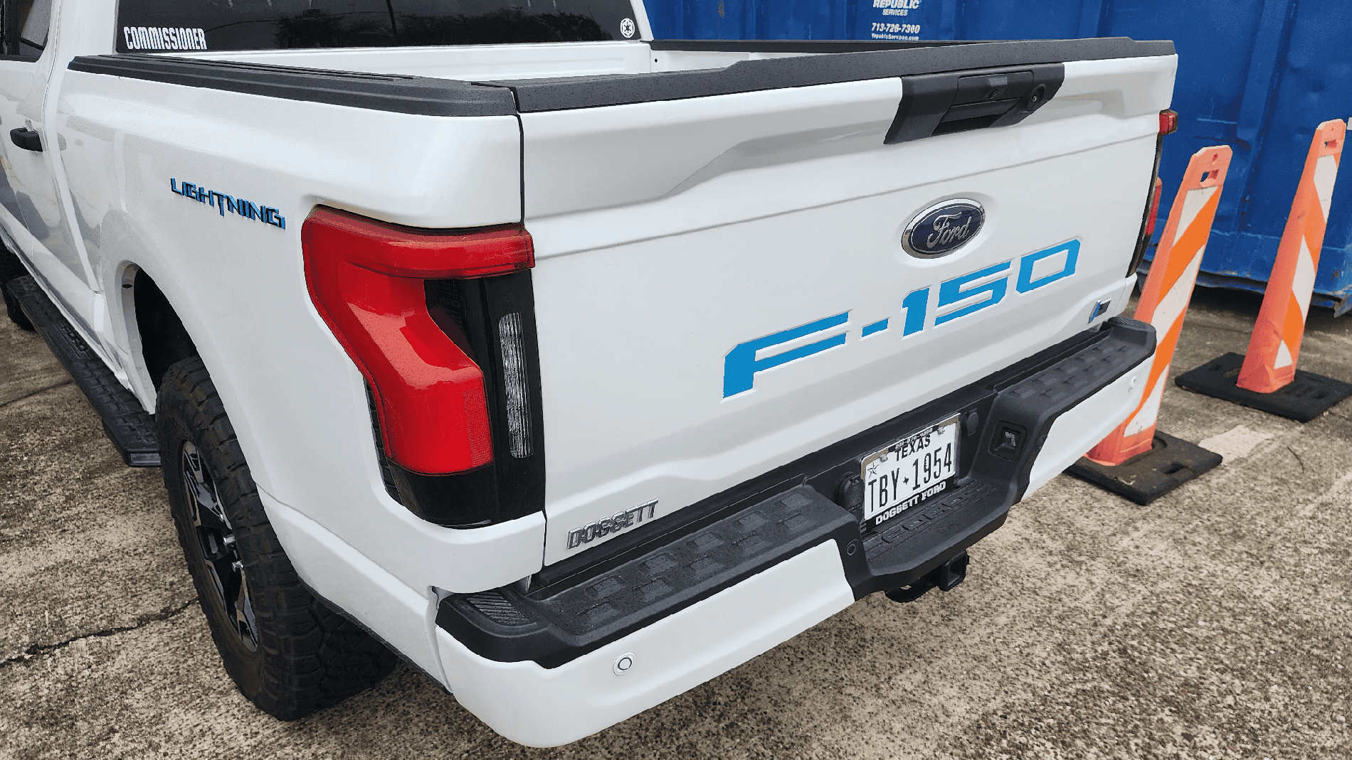 Ford F-150 Lightning Tailgate Lettering Infill 1000012775