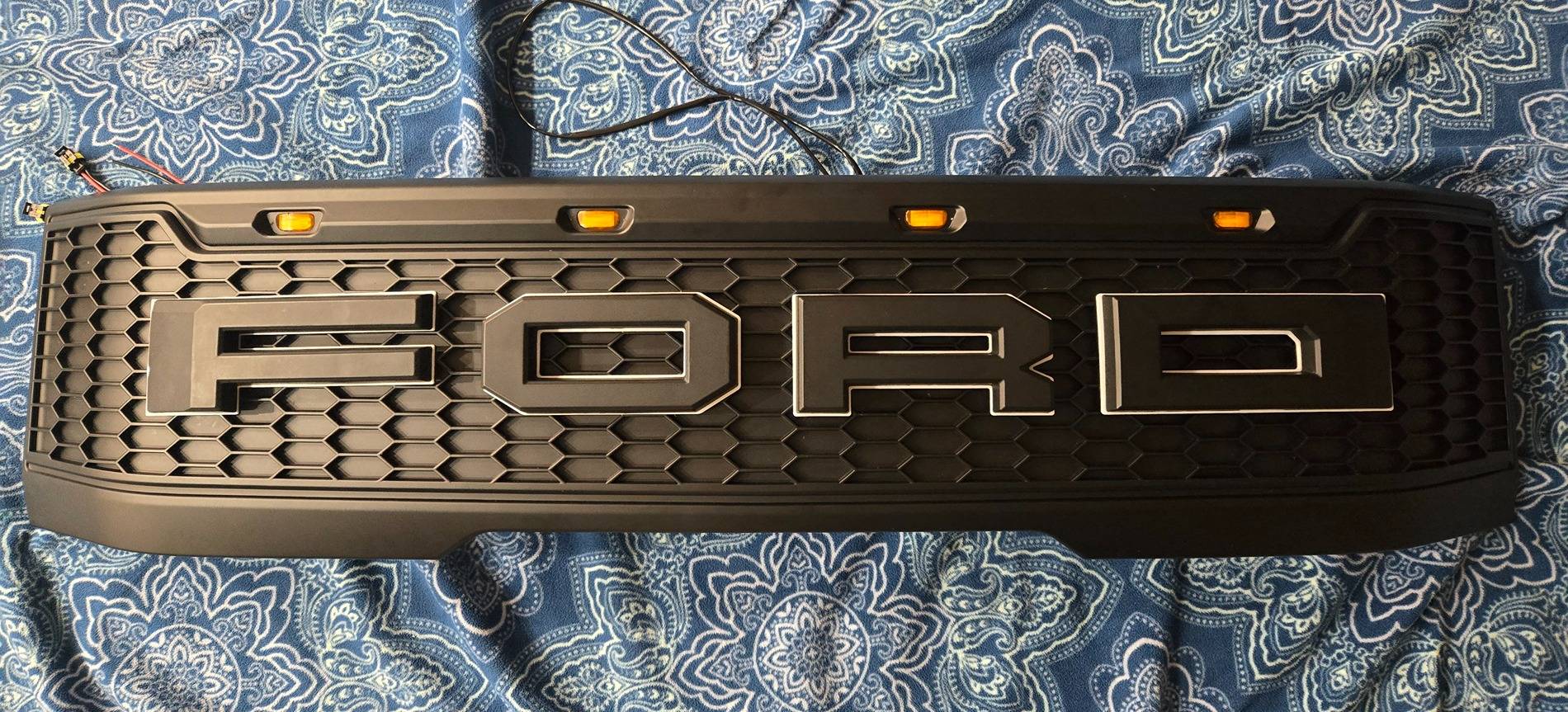 Ford F-150 Lightning ‼️ UPDATE FORD E-RAPTOR grille swap and install tutorial 1000021061