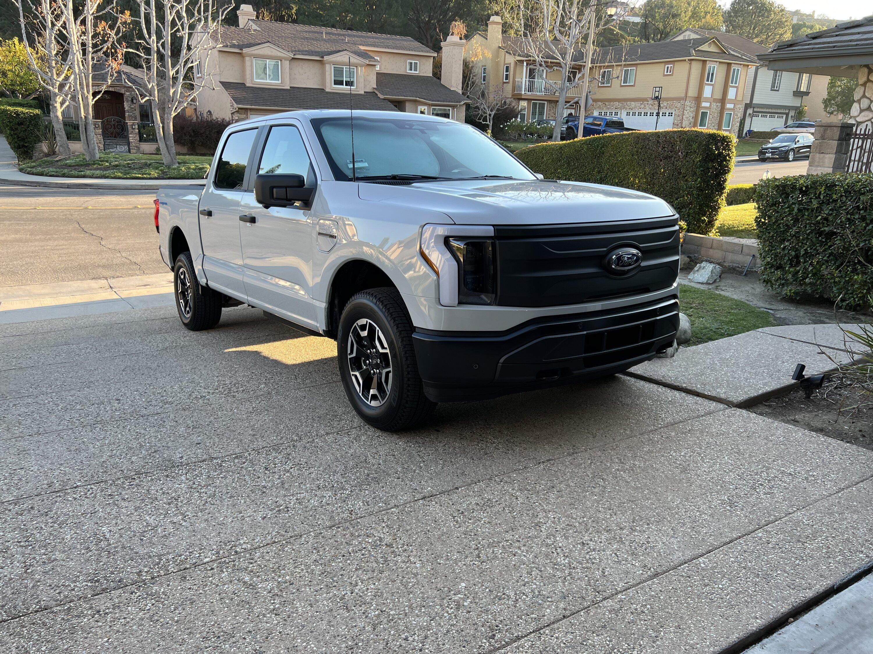 Ford F-150 Lightning ✅ 10/31 Lightning Build Week Group (MY2023) 153BBE97-1A0B-4B73-BECA-2E2DC455B860