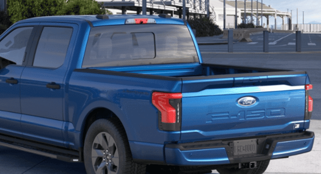 Ford F-150 Lightning Confusing XLR 312A Rear Sliding Window and Unique Rear Signature Lighting 1643686352275
