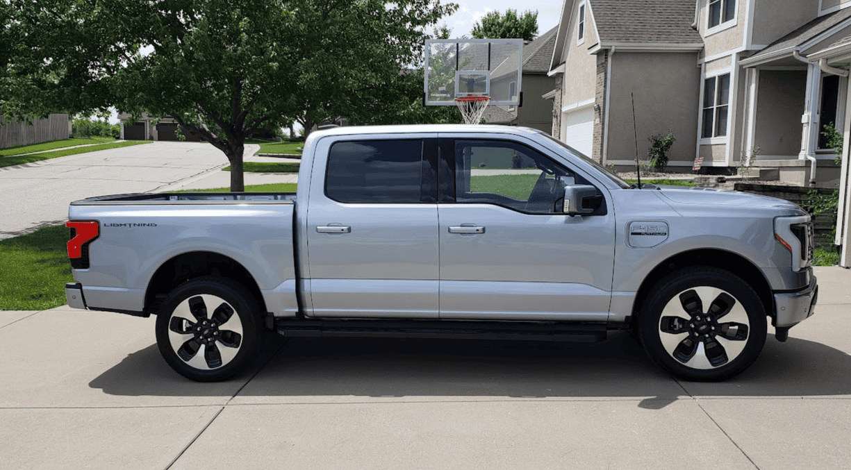 Ford F-150 Lightning ICED BLUE SILVER F-150 Lightning Photos & Club 1654718237616