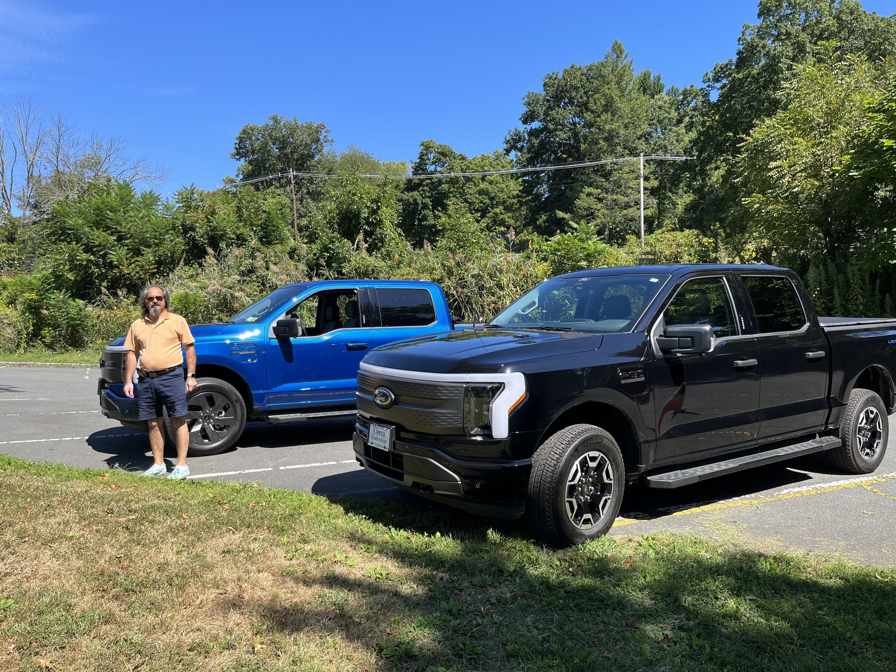 Ford F-150 Lightning Spotted Black XLT at Washington's Crossing today 1662862491279