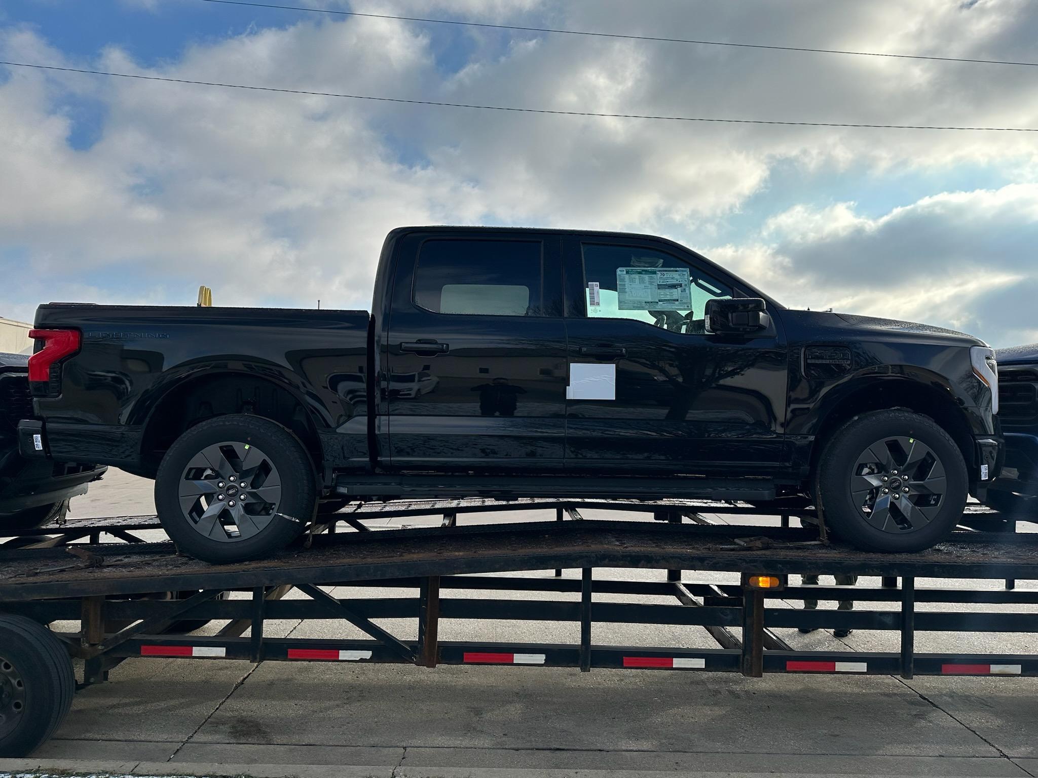 Ford F-150 Lightning ✅ 10/24 Lightning Build Week Group (MY2023) 1668696890134