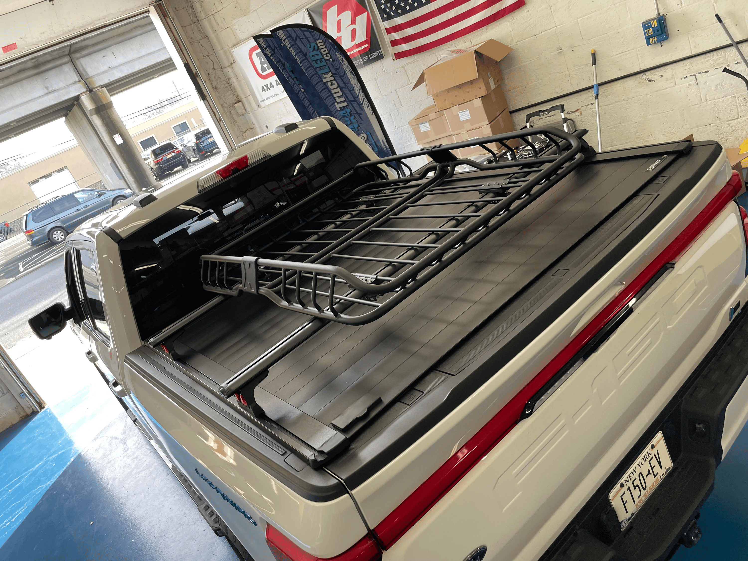 Ford F-150 Lightning RetraxPRO XR Cover & Rhino-Rack XTray Installed 1672868632477