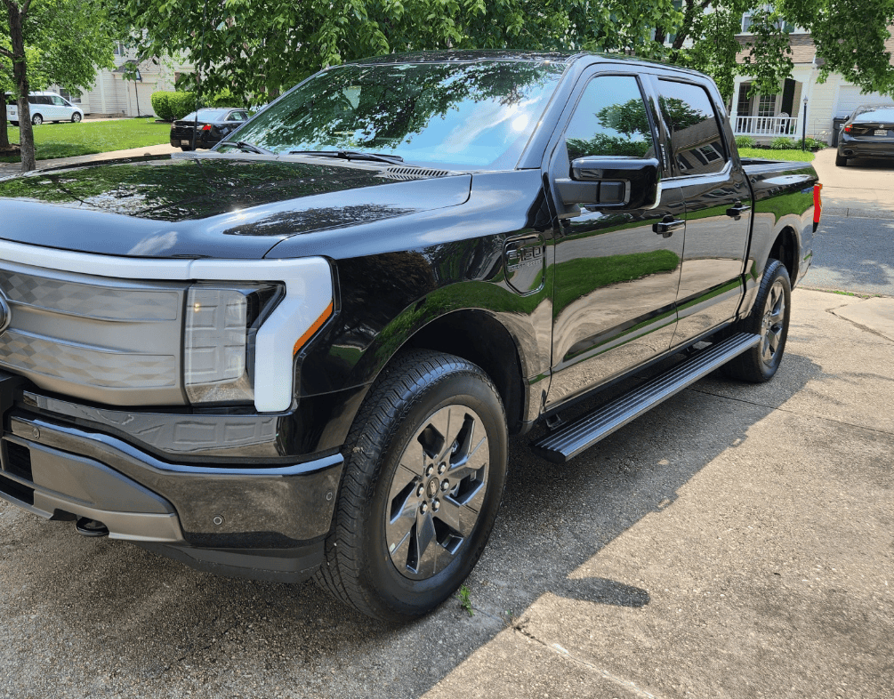 Ford F-150 Lightning ✅ 4/24/2023 Lightning Build Week Group (MY2023) 1688902893192