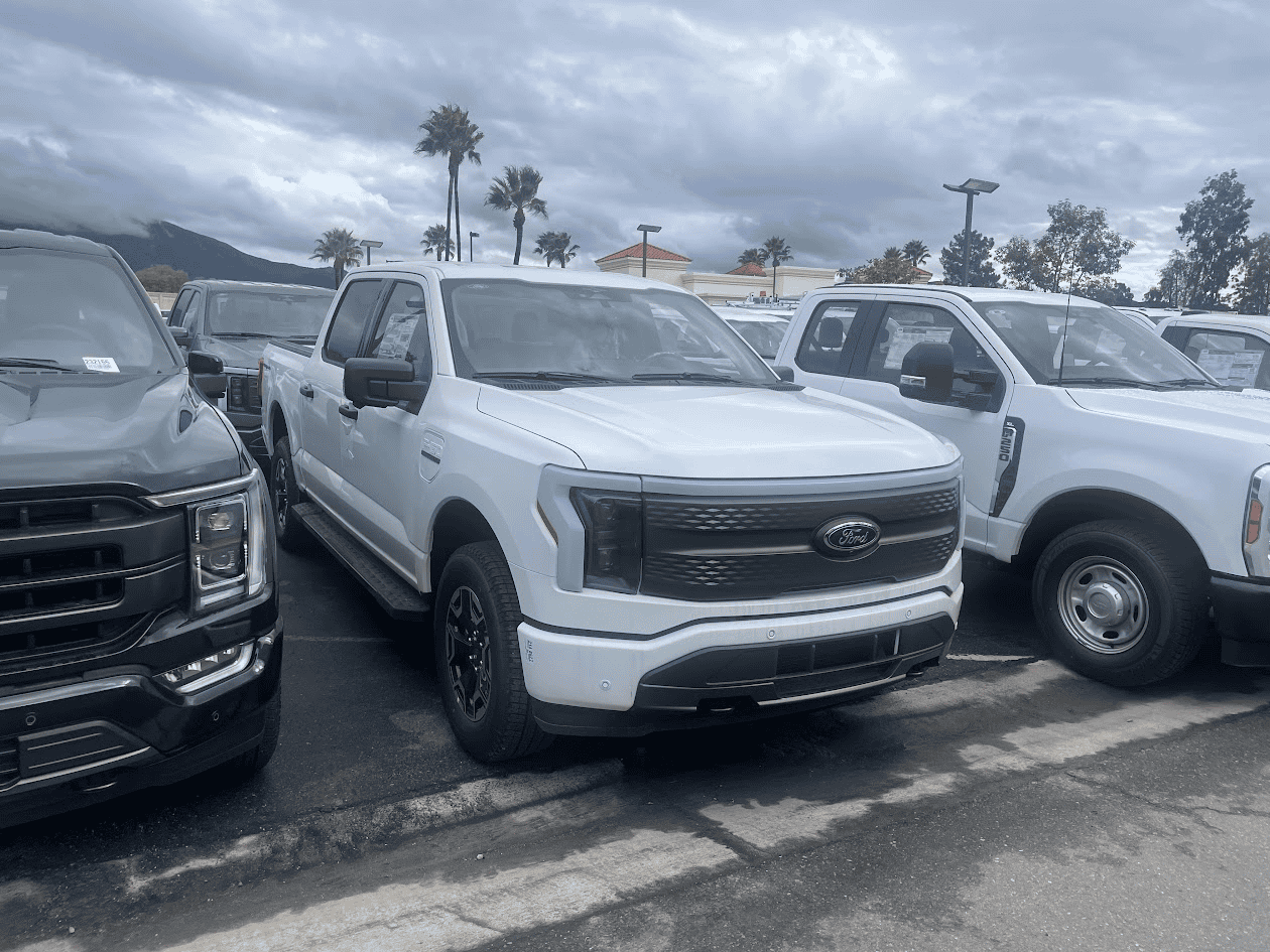 Ford F-150 Lightning ✅ 7/31/2023 Lightning Build Week Group (MY2023) 1703261578954