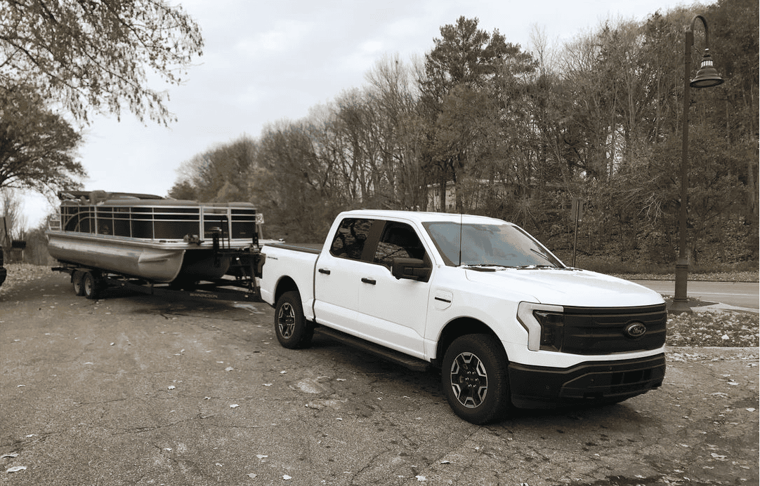 Ford F-150 Lightning OXFORD WHITE F-150 Lightning Photos & Club 1703520433943