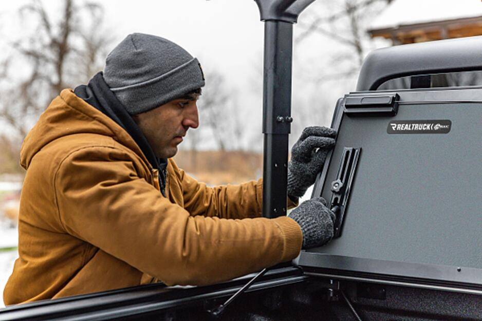 Ford F-150 Lightning 🌟 Introducing the NEW BAK MX4 TS w/ T-Slot Rails! 🌟 1746029910177-mi