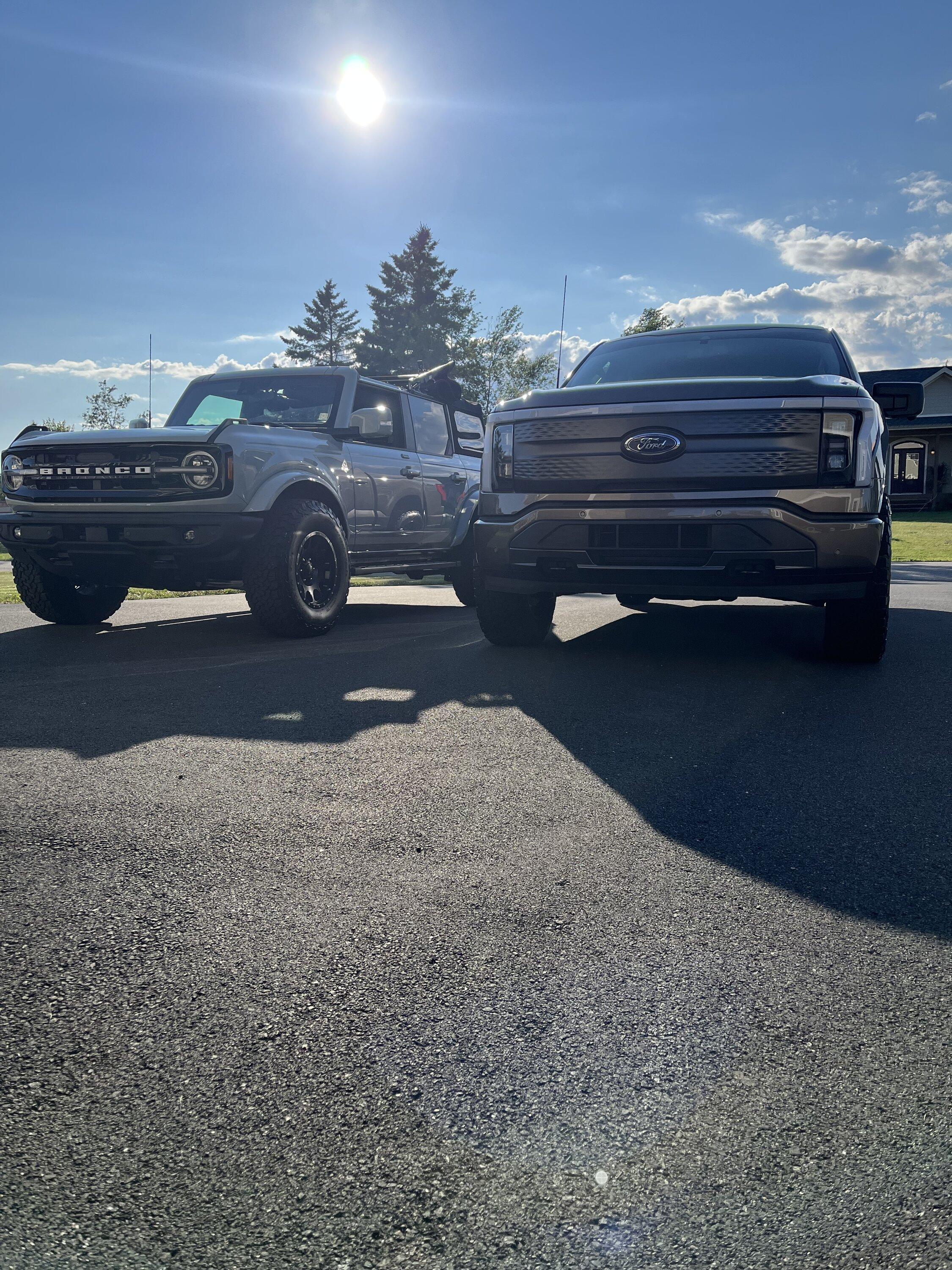 Ford F-150 Lightning My Stone Gray XLT Lightning on 2" Rough Country leveling kit, 20" RTX Patton wheels, 285/65/R20 BFG KO2 1CB36757-DA57-4E06-A0A2-5D7CC900DB0B