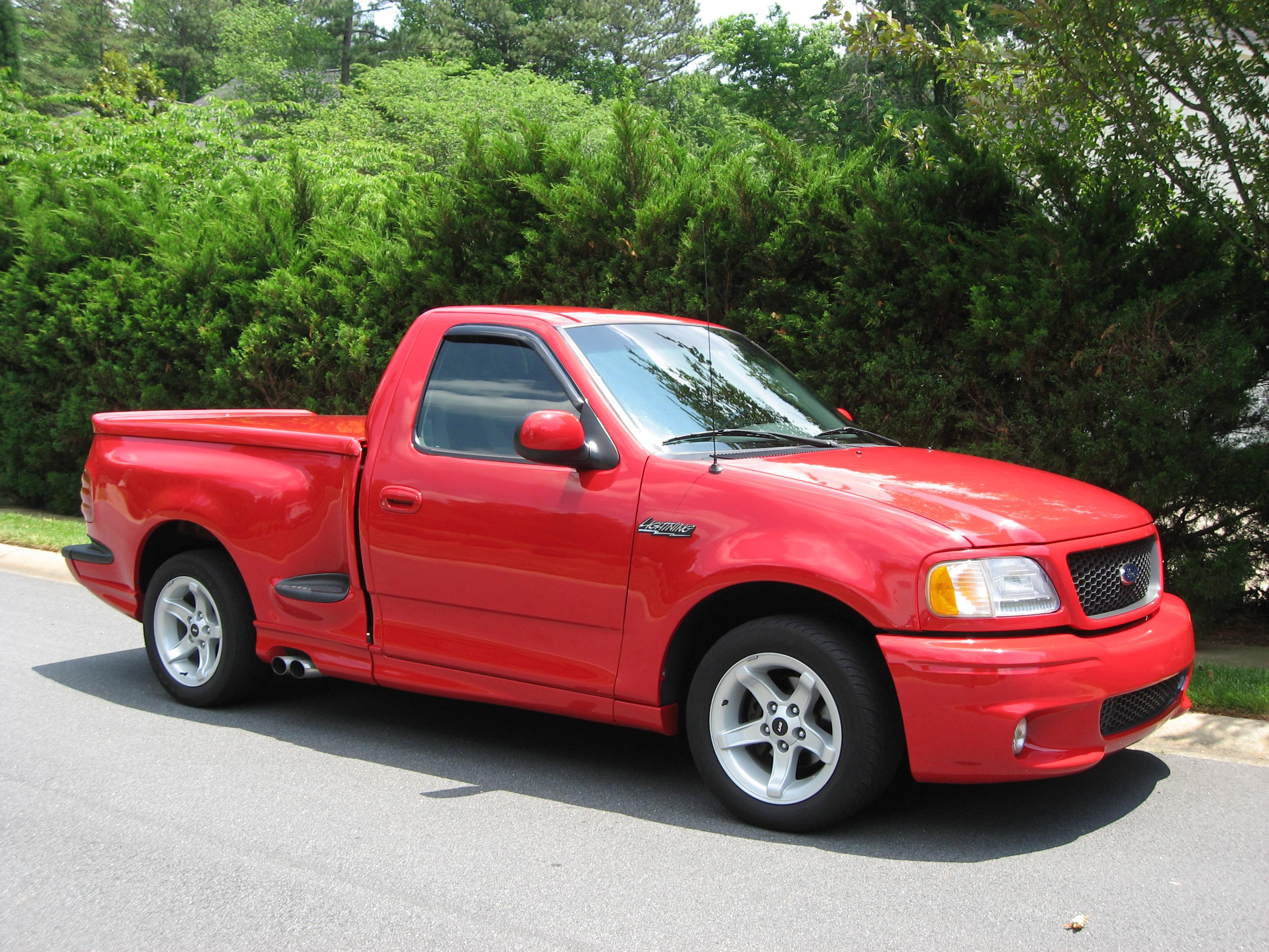 Ford F-150 Lightning What did you replace with your Lightning? 2000 SVT.JPG