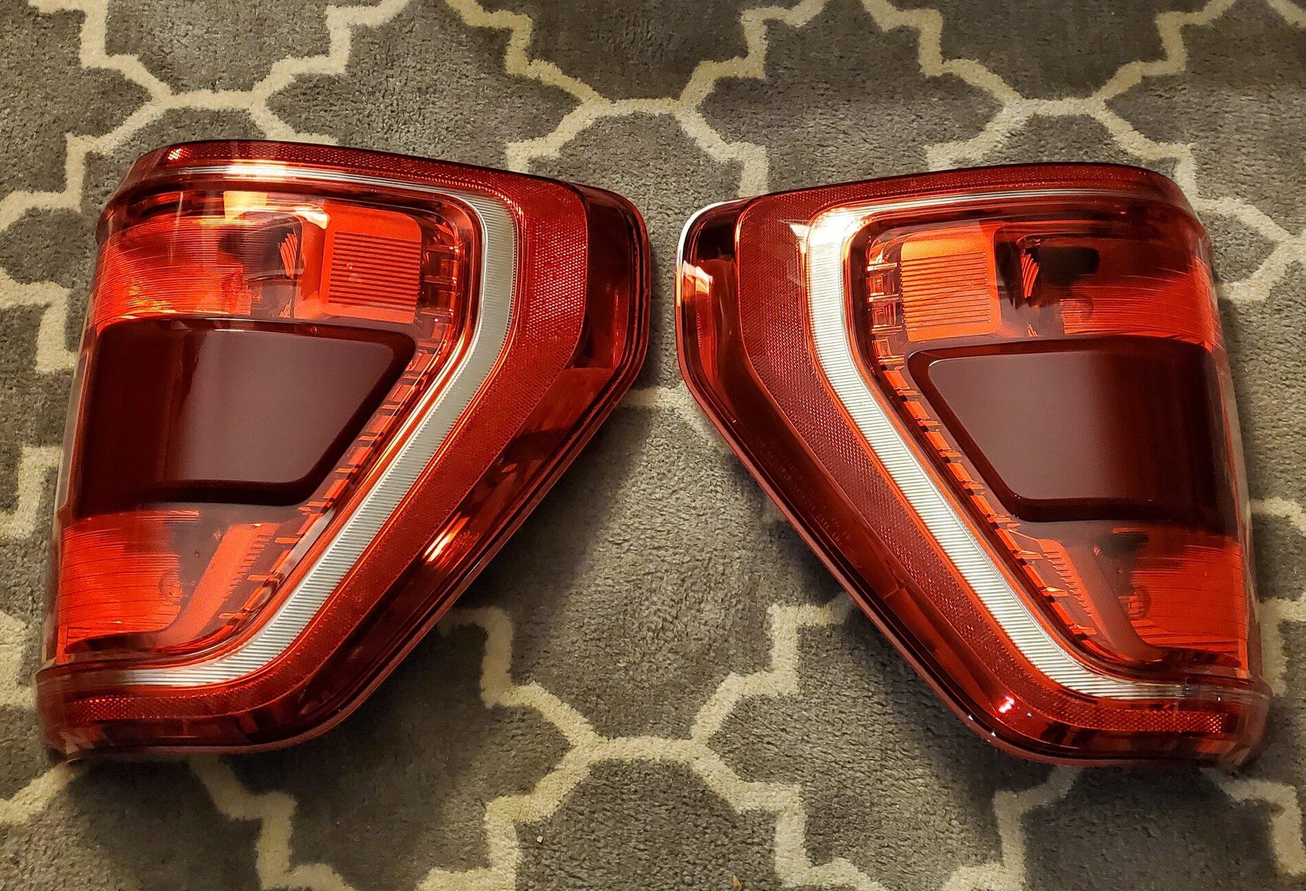 Ford F-150 Lightning 2021 F150 Halogen w/BLIS Tail Lights 20210406_235607