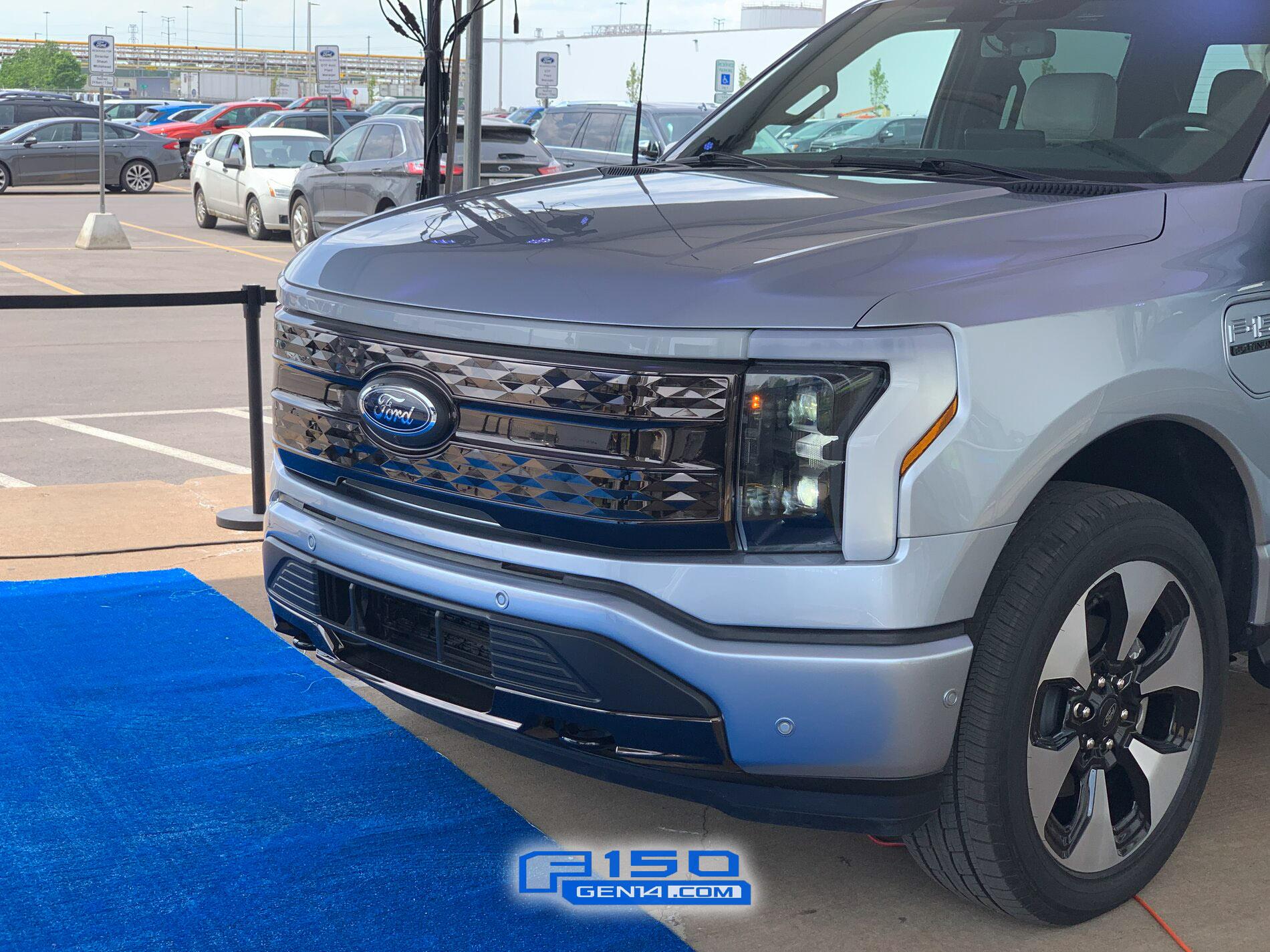 Ford F-150 Lightning Answers & Pics From F-150 Lightning Event &  Product Experts 2022 F-150 Lightning Pickup Event 11