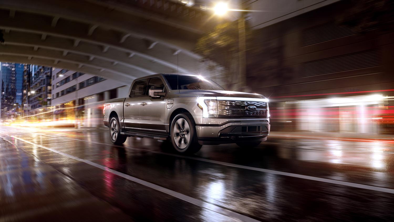 Ford F-150 Lightning Official 2022 F-150 Lightning Specs, Pricing, Photos & Videos! 2022-F150-Lightning-Electric-EV-Pickup-Truck-6