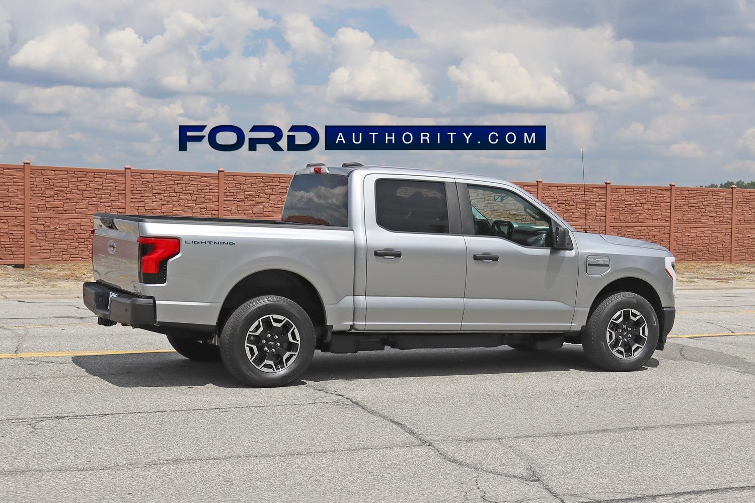 Ford F-150 Lightning ICONIC SILVER F-150 Lightning Photos & Club 2022-Ford-F-150-Lightning-Pro-Iconic-Silver-Real-World-Pictures-Exterior-005