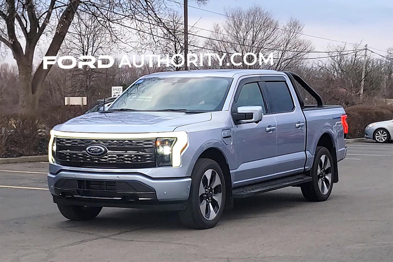 Ford F-150 Lightning Lighting F150 Spotted w/ Sport Bar, Window Deflectors, Mudflaps 2022-Ford-F-150-Lightning-Sport-Bar-Prototype-Spy-Shots-March-2022-Exterior-001