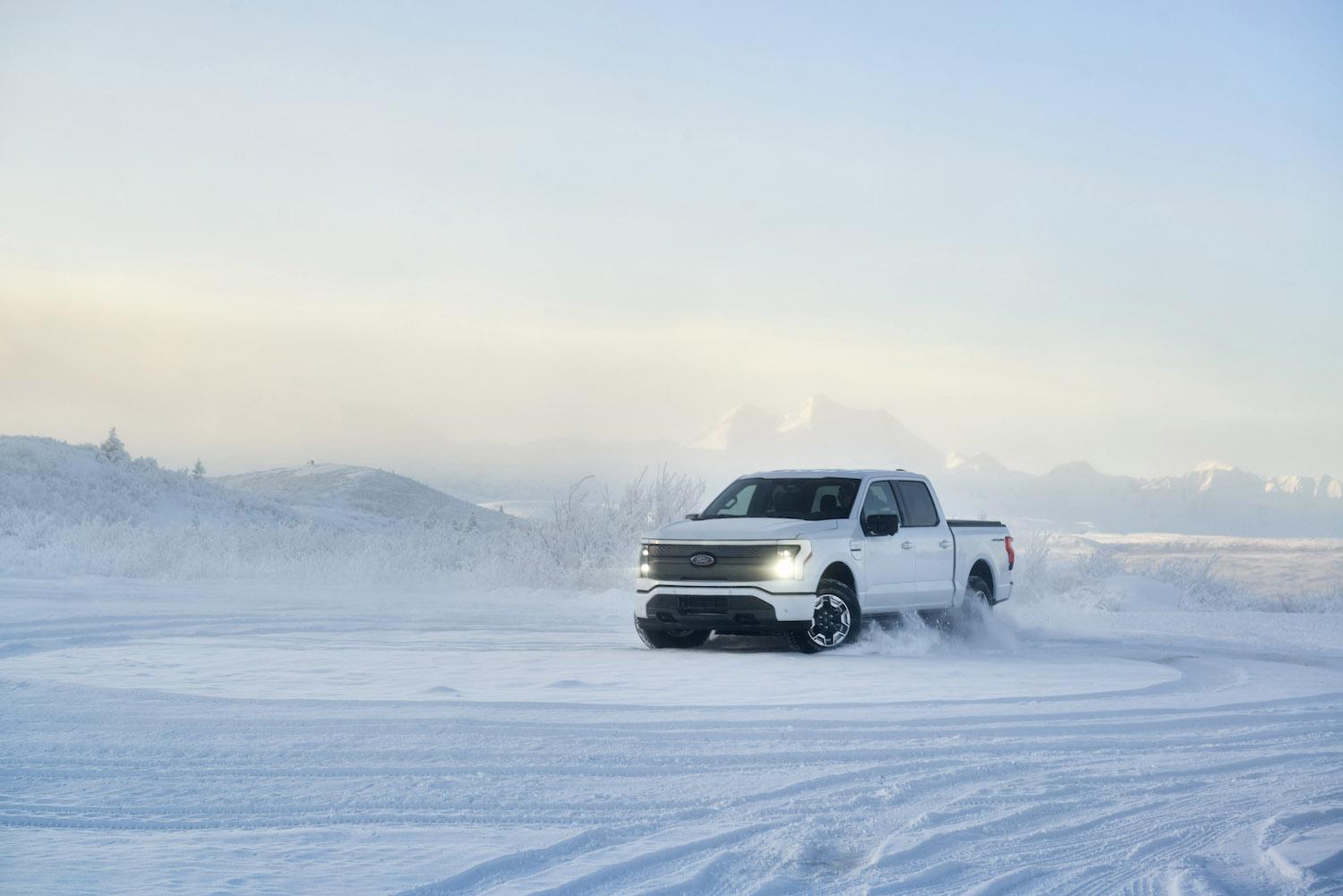 Ford F-150 Lightning Watch the F-150 Lightning Extreme Cold Weather Testing in Alaska 2022 Ford F-150 Lightning_Alaska BFT testing_07