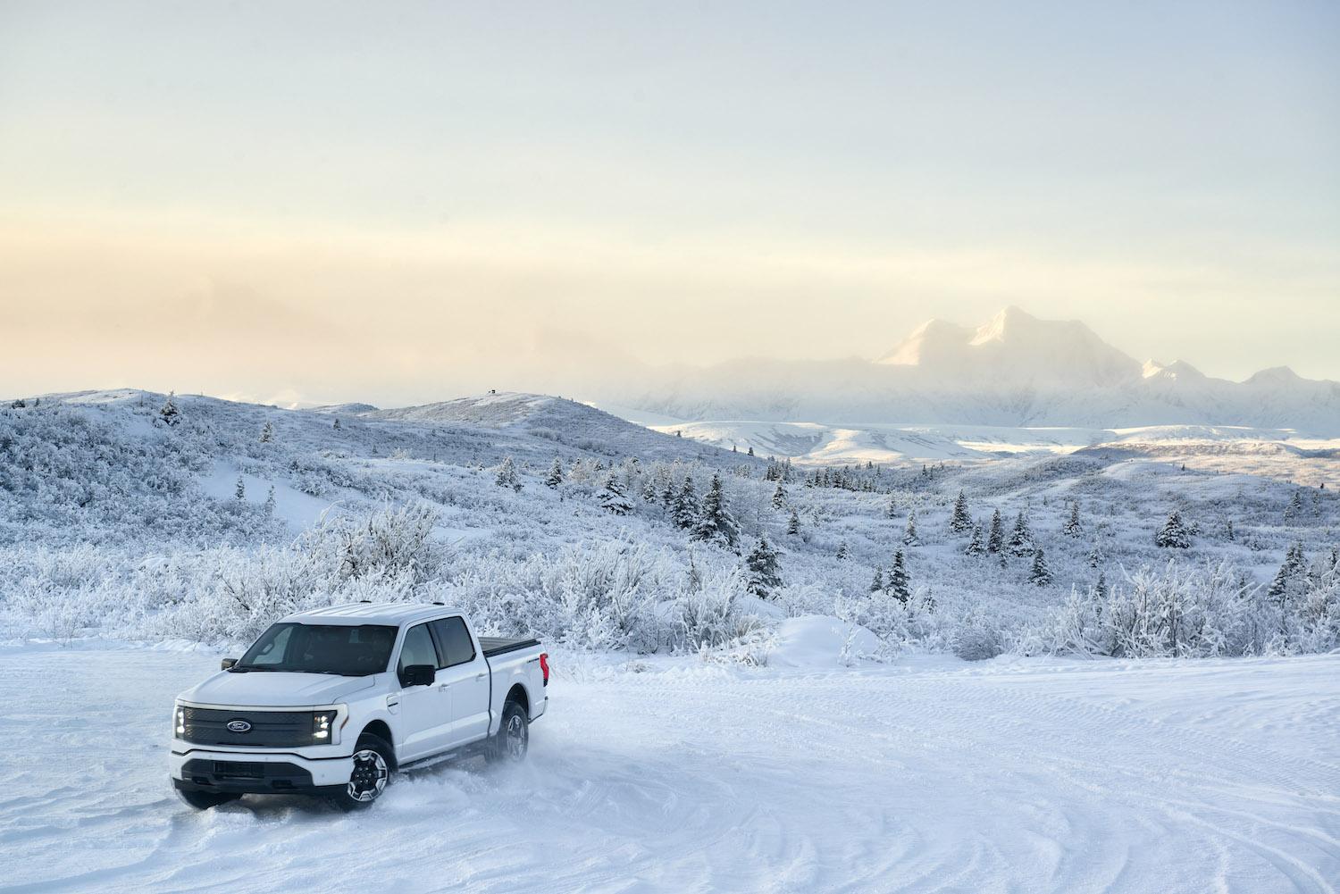 Ford F-150 Lightning Watch the F-150 Lightning Extreme Cold Weather Testing in Alaska 2022 Ford F-150 Lightning_Alaska BFT testing_08