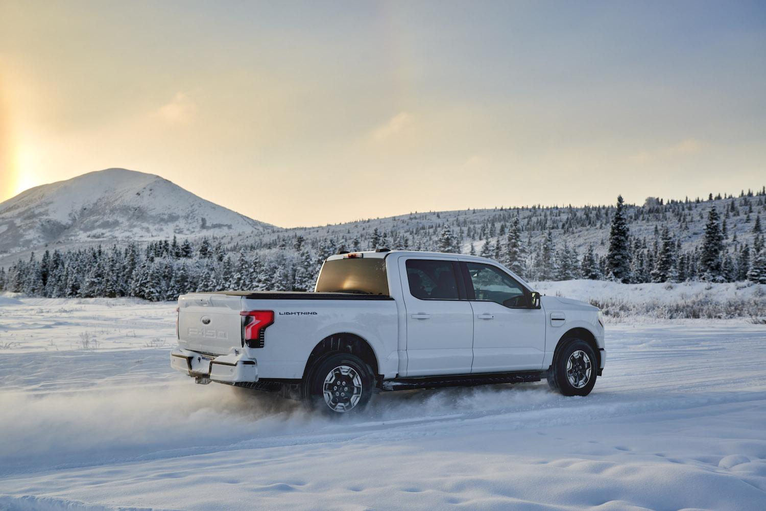 Ford F-150 Lightning Watch the F-150 Lightning Extreme Cold Weather Testing in Alaska 2022 Ford F-150 Lightning_Alaska BFT testing_09