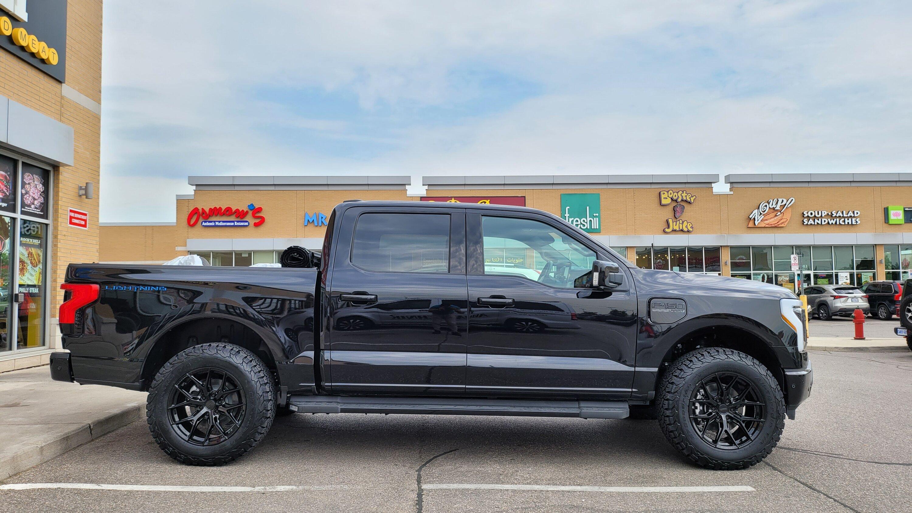 Ford F-150 Lightning Agate Black Metallic - Fox Shocks, 2" Lift, 20" Vossen, 285/65/20 BFG KO2, Xpel Stealth PPF, etc 20220727_123724