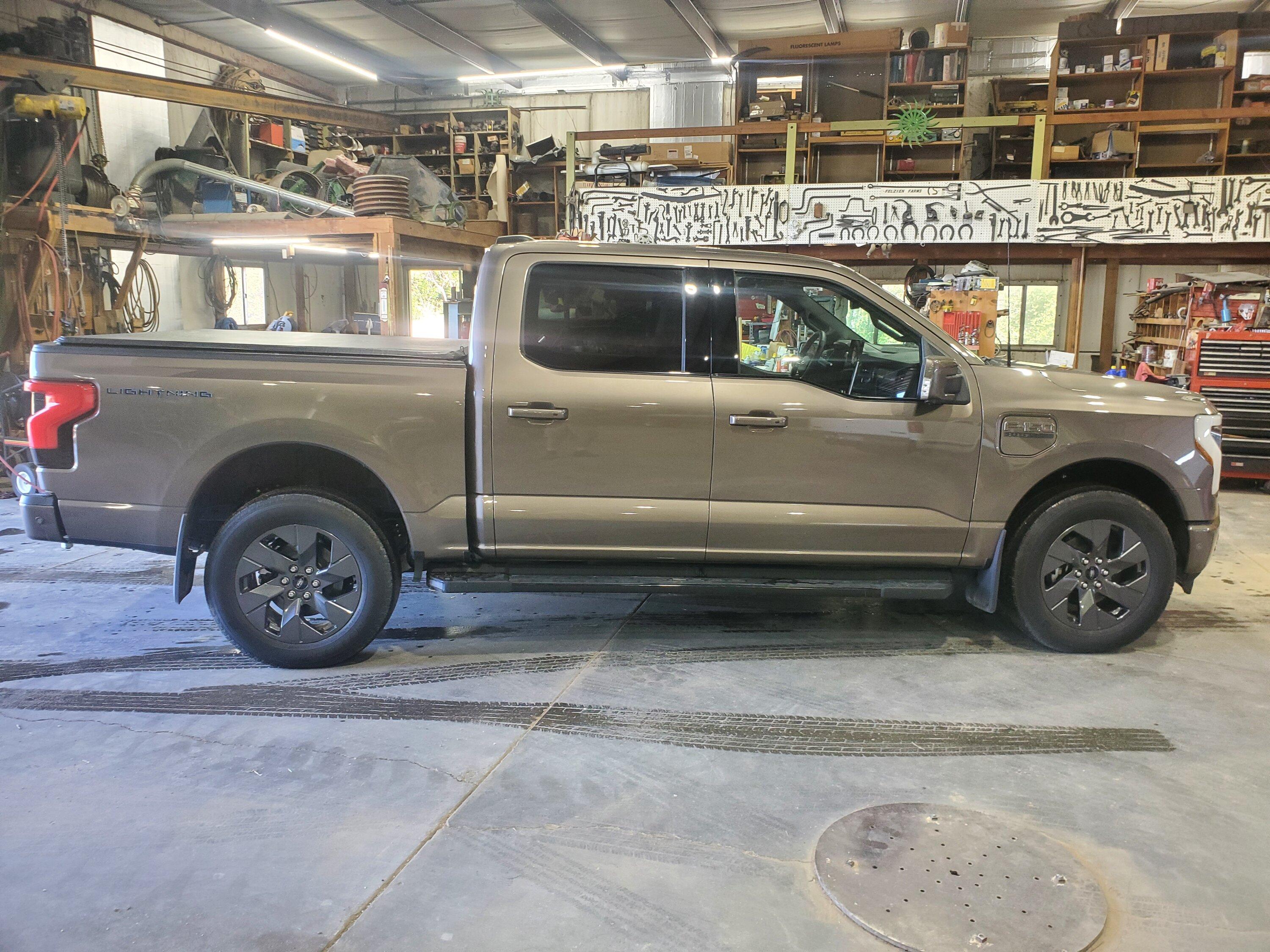 Ford F-150 Lightning 🙋‍♂️ What Did You Do To Your Lightning Today? 20221009_105636