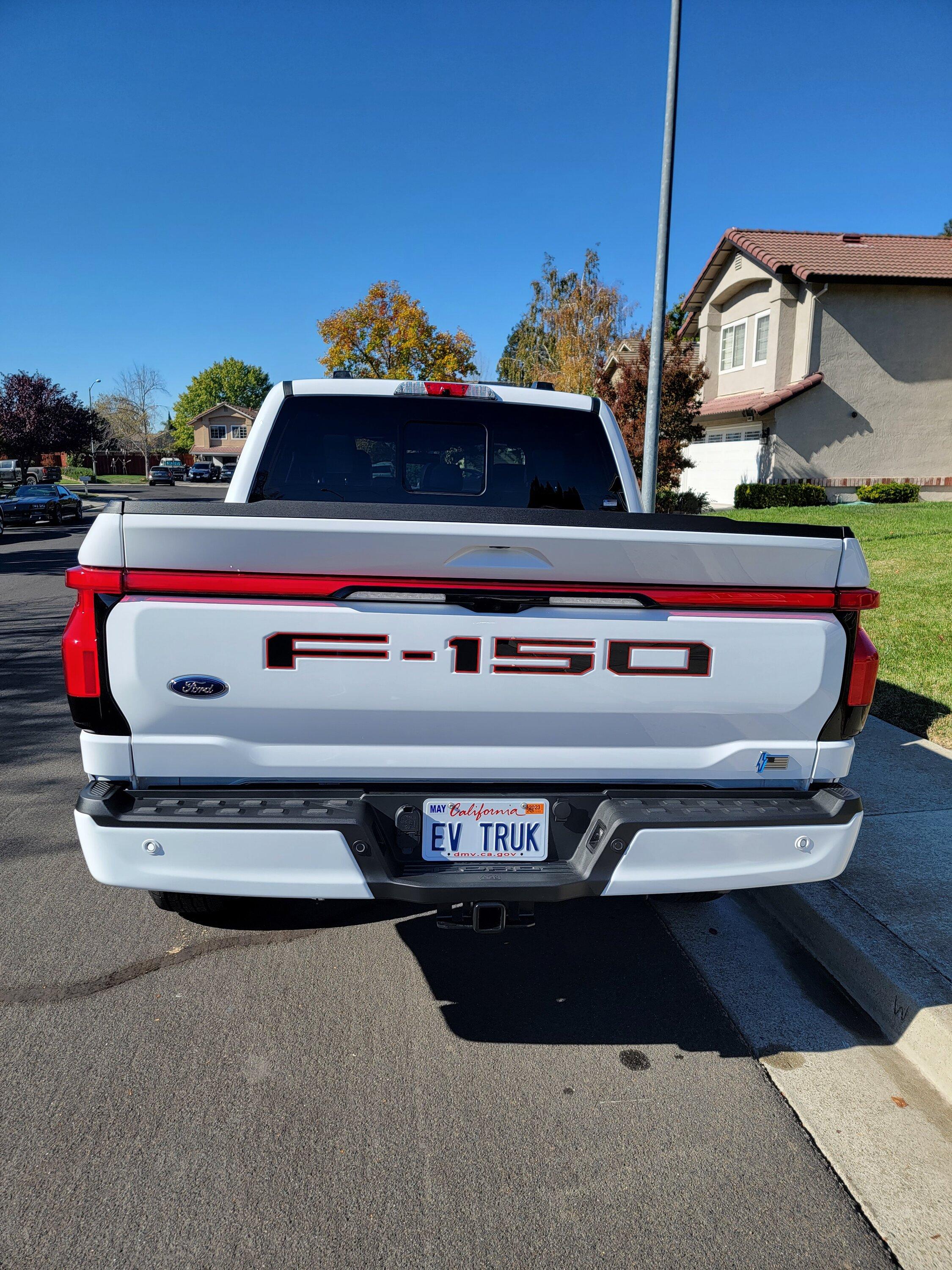 Ford F-150 Lightning Vanity Plates? 20221030_113545