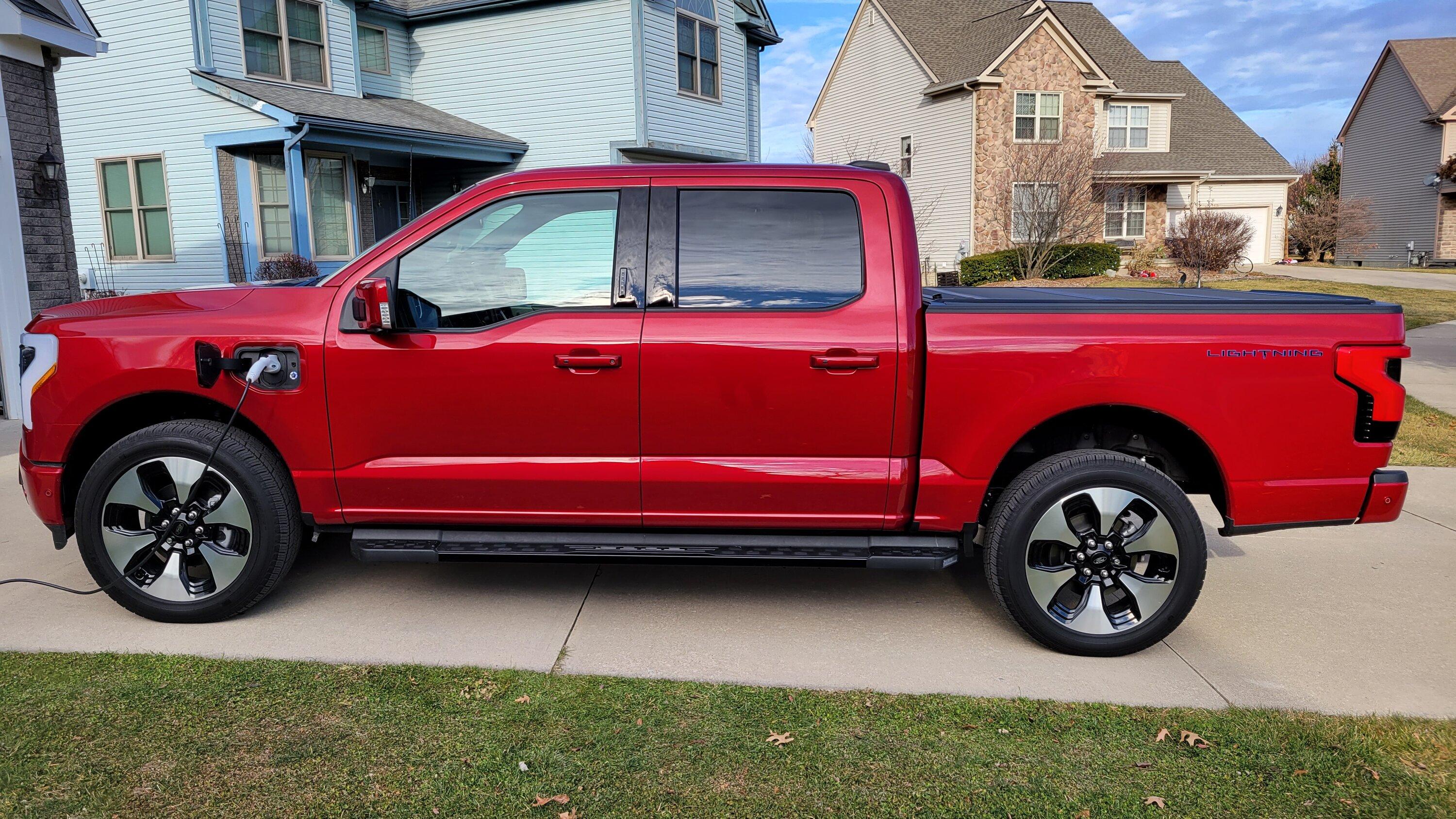 Ford F-150 Lightning Pics of Lightning Trucks Doing Truck Things. Got Any? 📸 20221214_141031