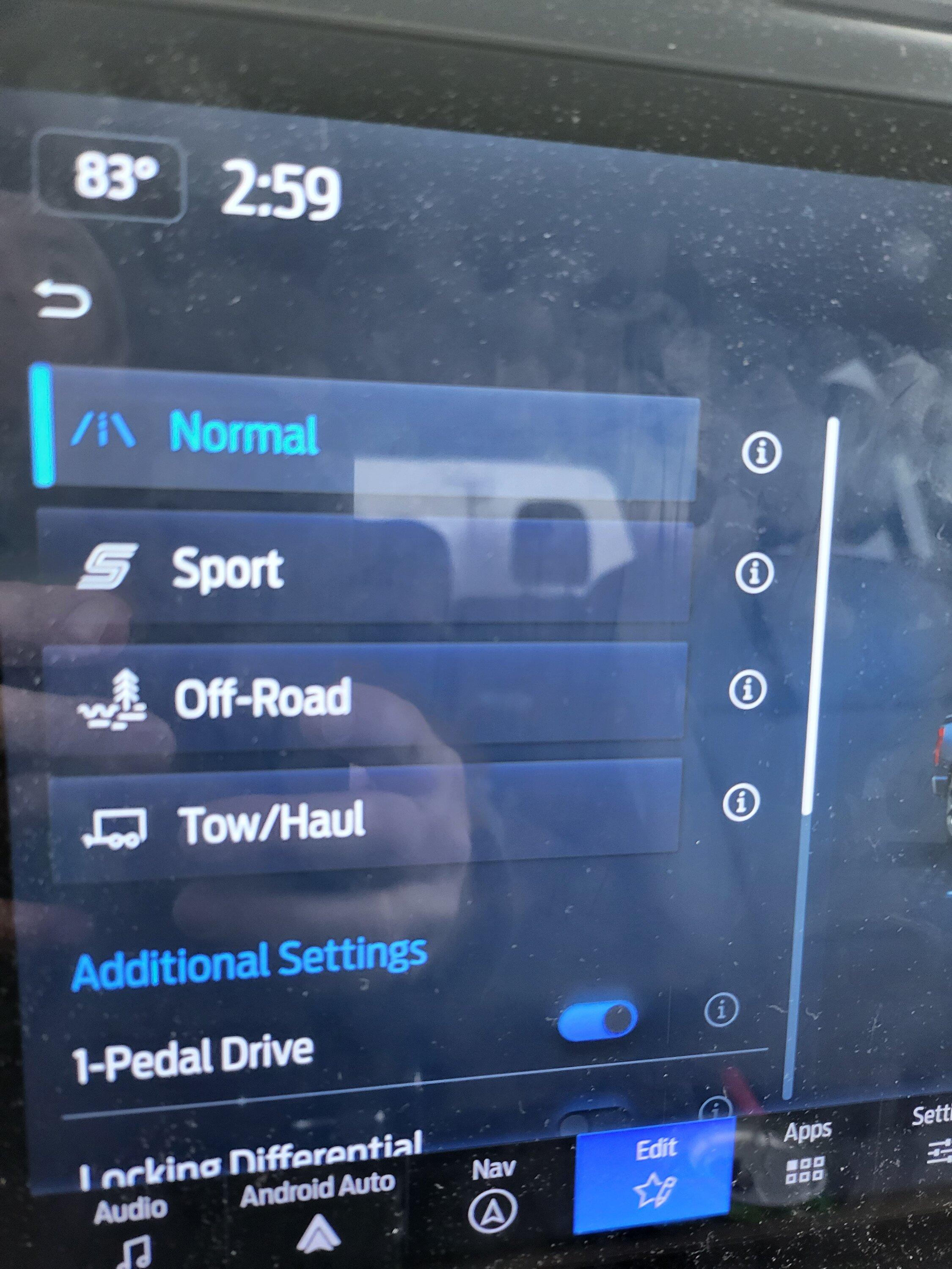 Ford F-150 Lightning Drive mode: snowflake on the icon, but where is snow mode? 20221222_145917