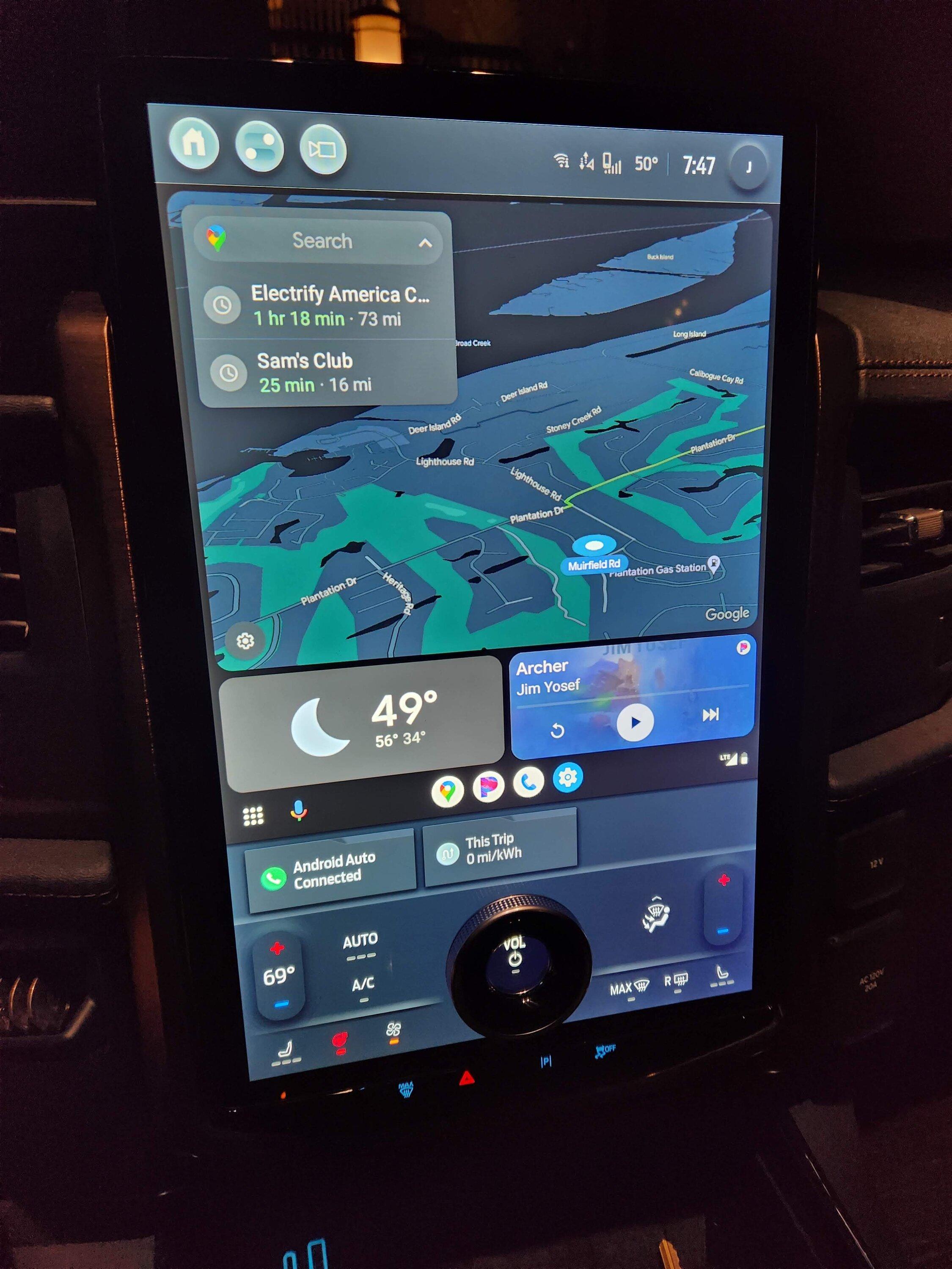 Ford F-150 Lightning How to get FullScreen Android Auto  i have the latest 4.1.1  Update 20230203_194811