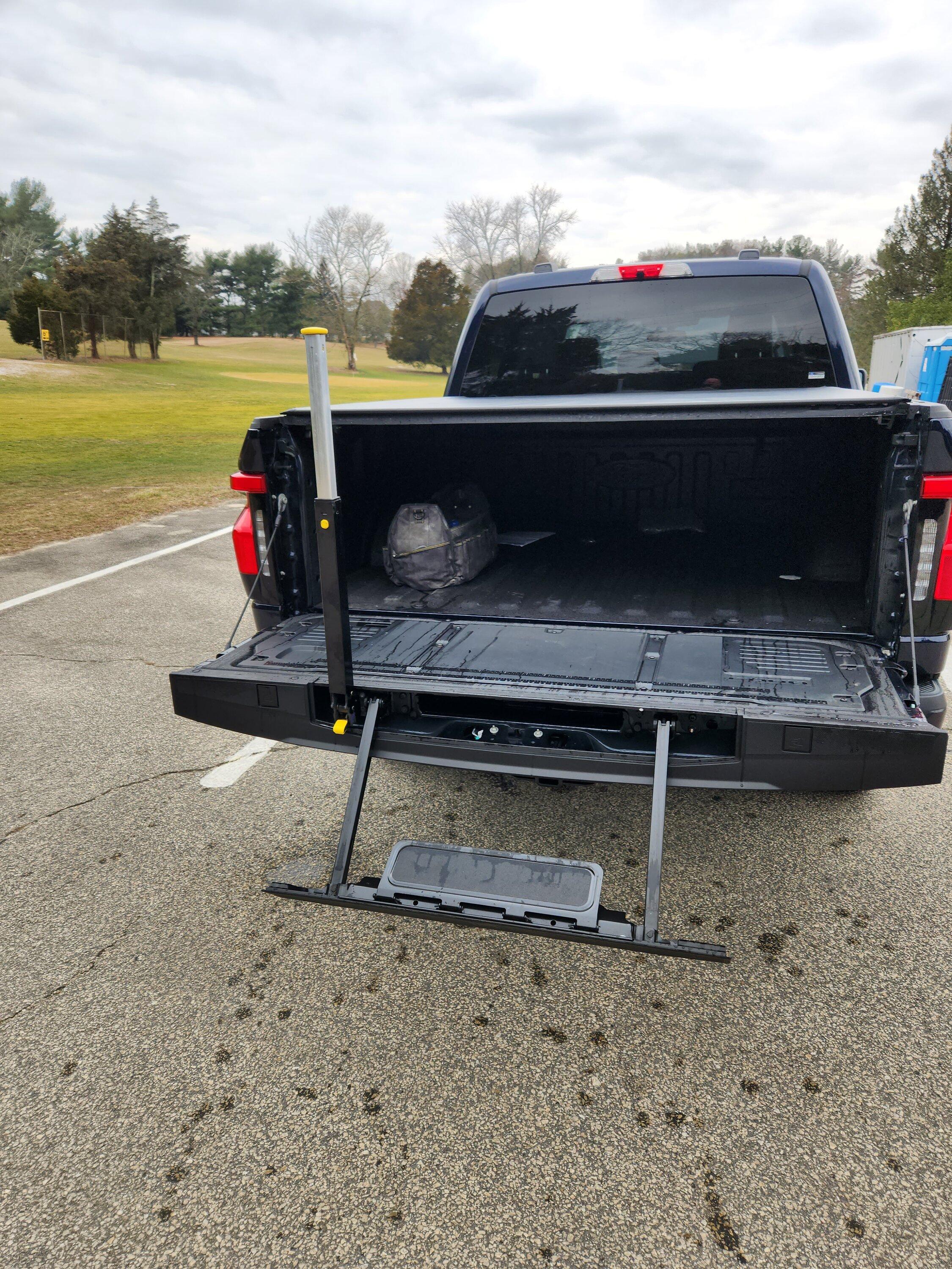 Ford F-150 Lightning 2023 Lightning Pro Antimatter Blue NJ $63,000 20230209_121649
