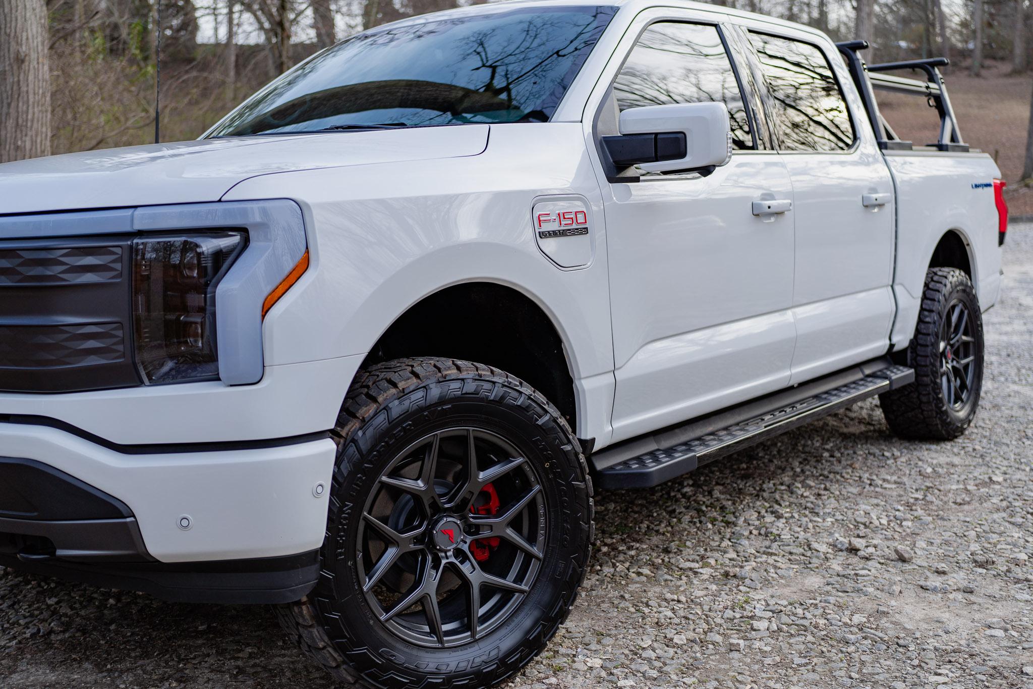 Ford F-150 Lightning 2023 Star White Lightning Lariat Build -- Leveled, Nittos, Vorrsteiner VR601s, Tint 20230220-DSC00713