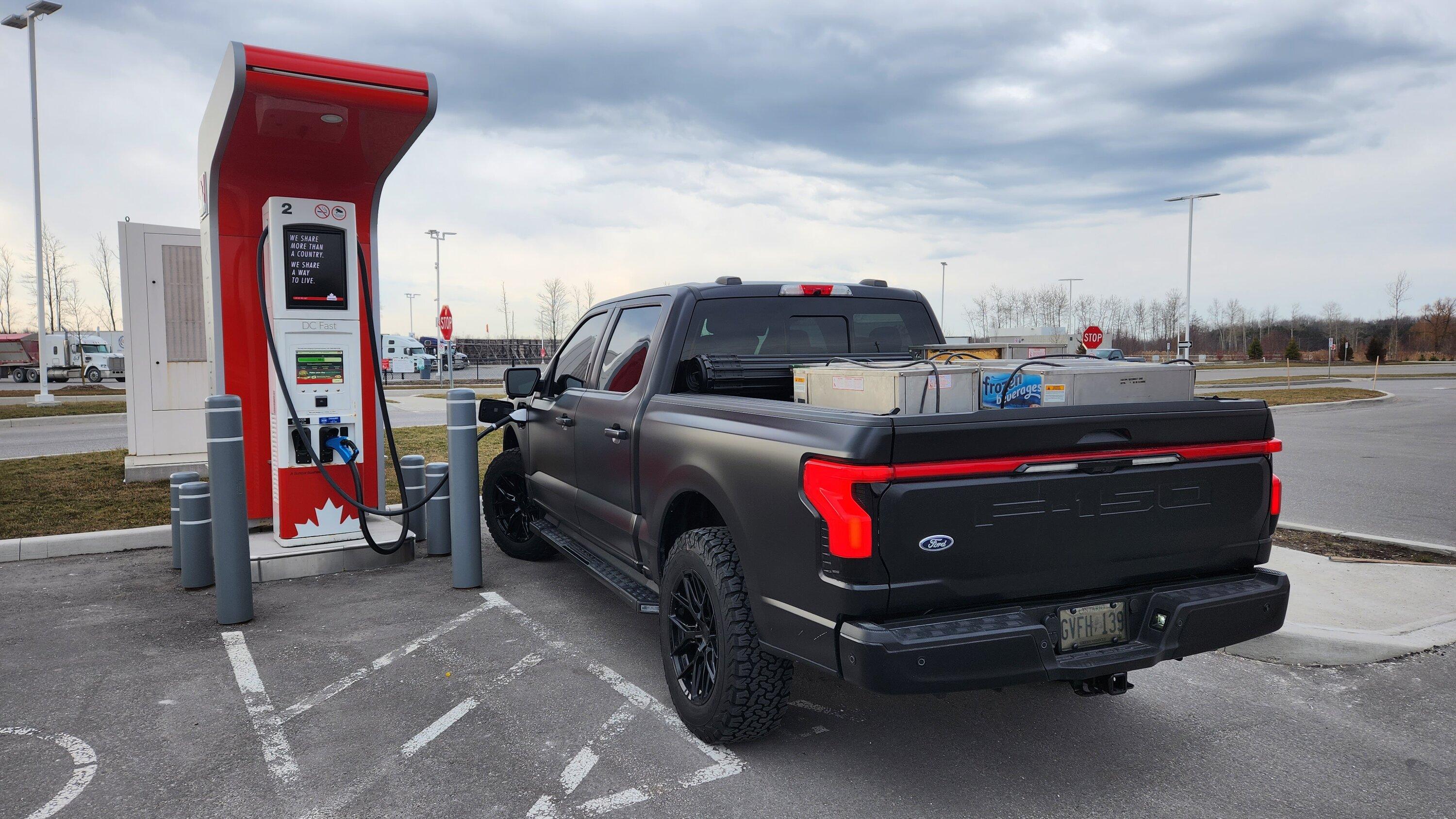 Ford F-150 Lightning Pics of Lightning Trucks Doing Truck Things. Got Any? 📸 20230403_092335