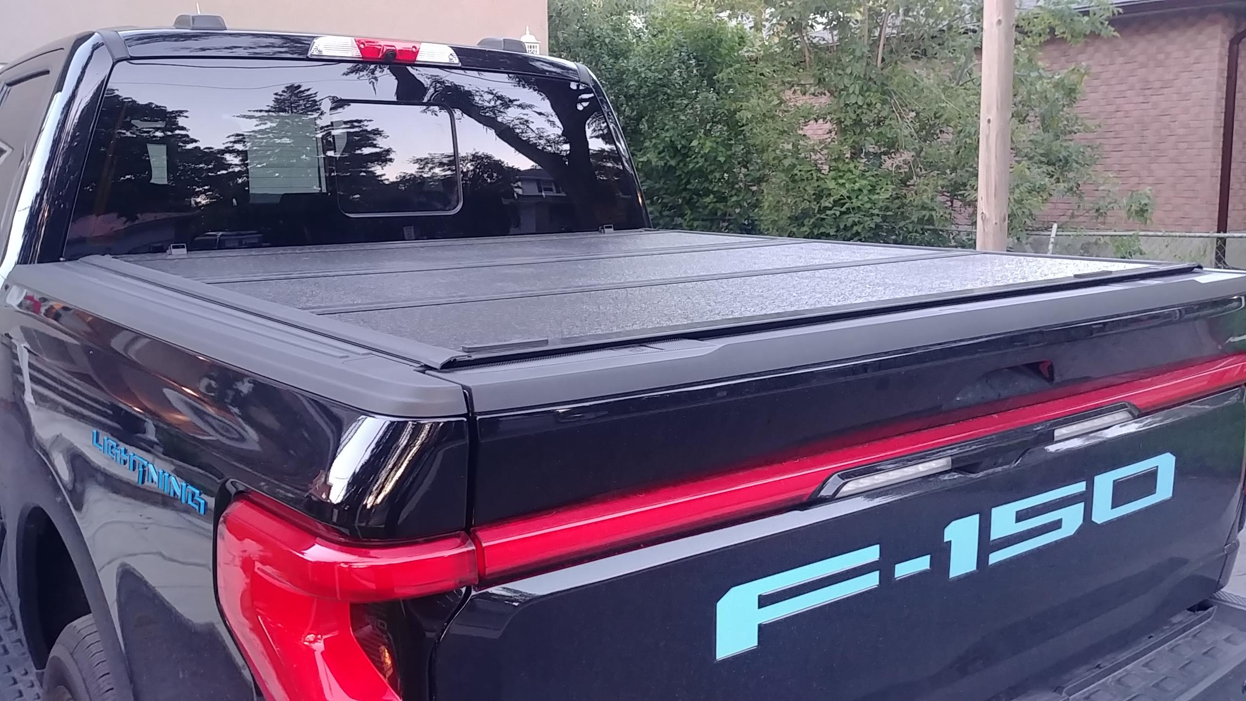 Ford F-150 Lightning Tonneau cover 20230707_205630