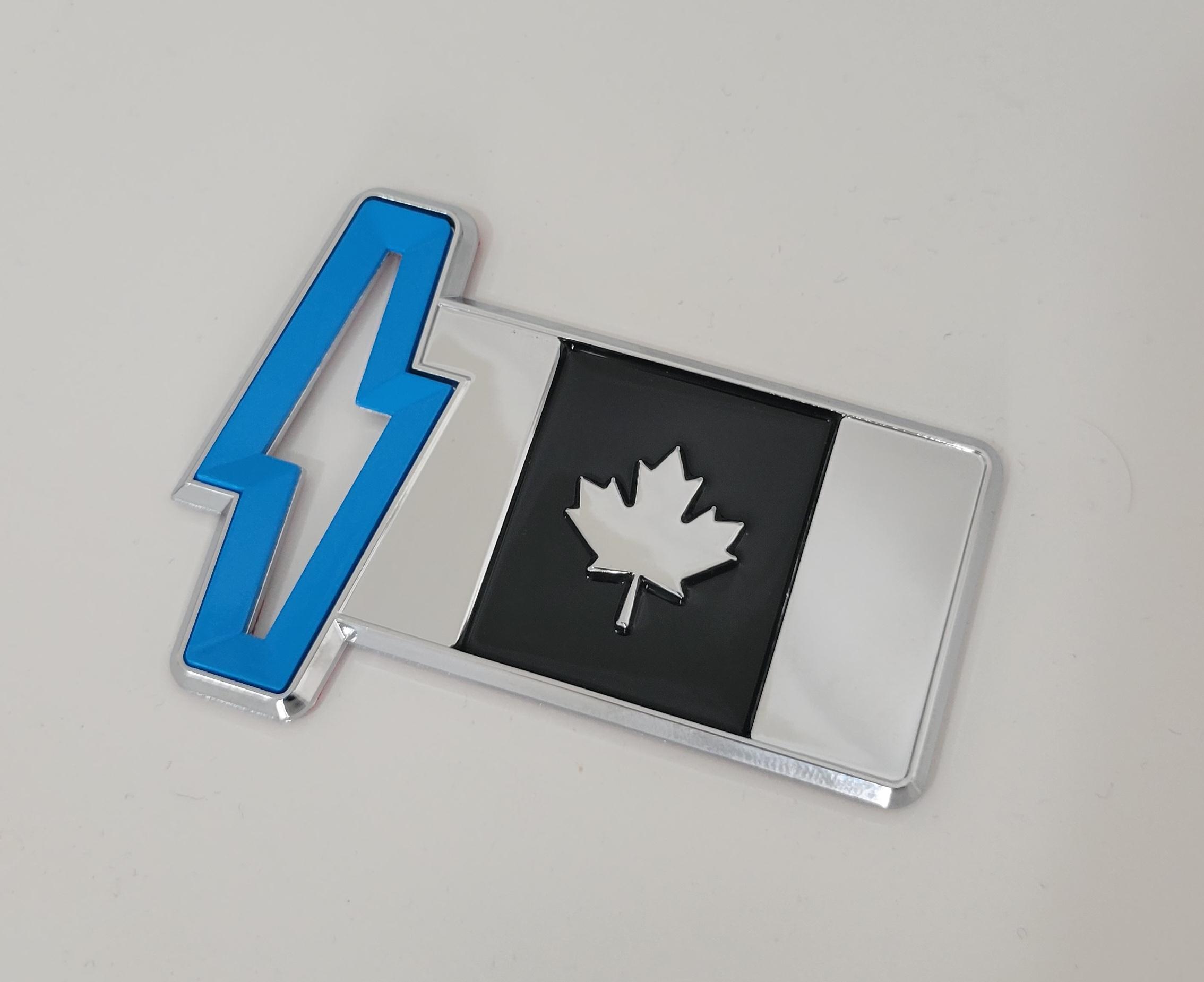 Ford F-150 Lightning no American flag on Canadian models? 20230907_141735