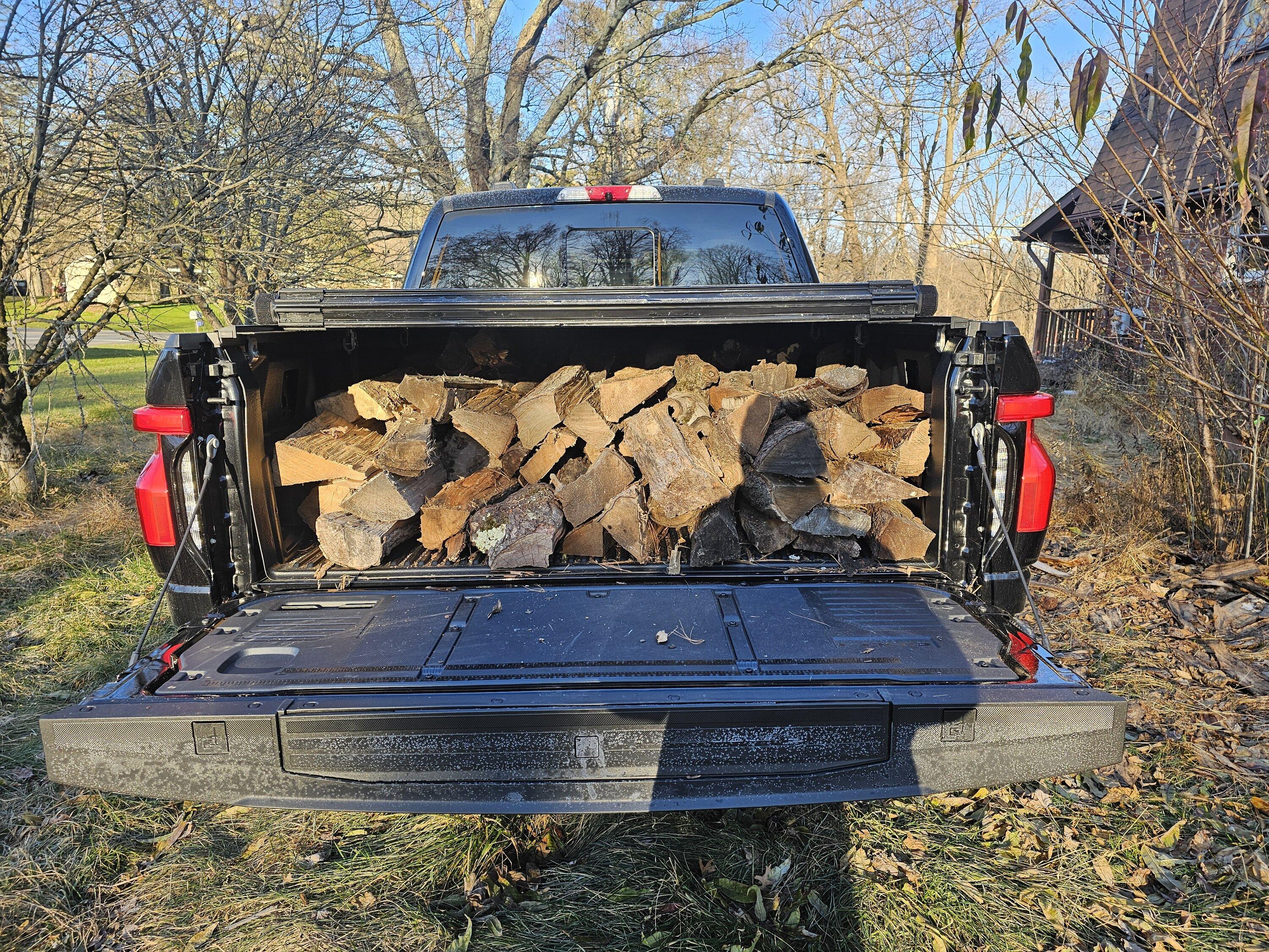 Ford F-150 Lightning Pics of Lightning Trucks Doing Truck Things. Got Any? 📸 20231125_082028