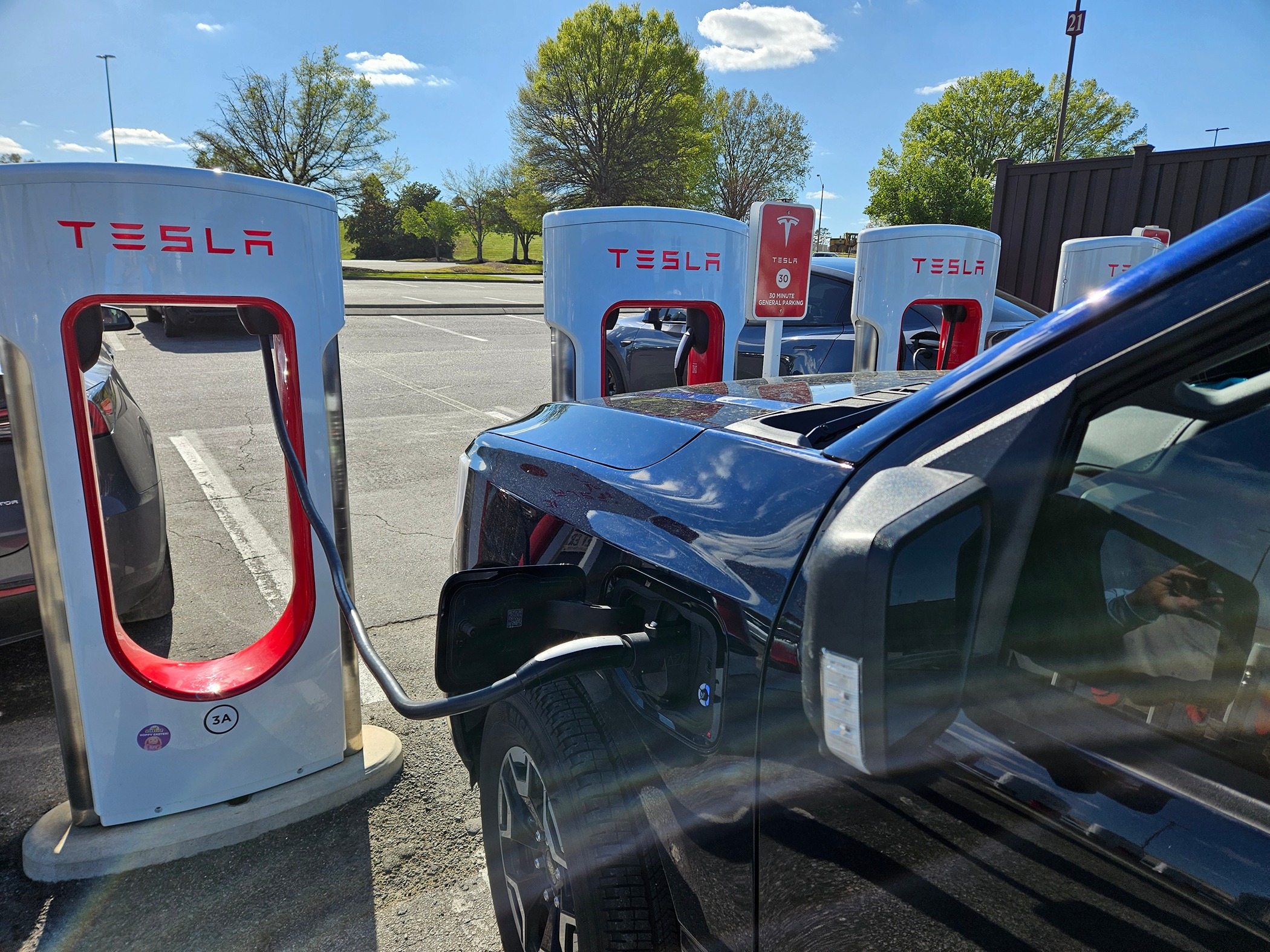 Ford F-150 Lightning First charge at Tesla supercharger with A2Z adapter. Peak 165 kWh charge 20240405_164901