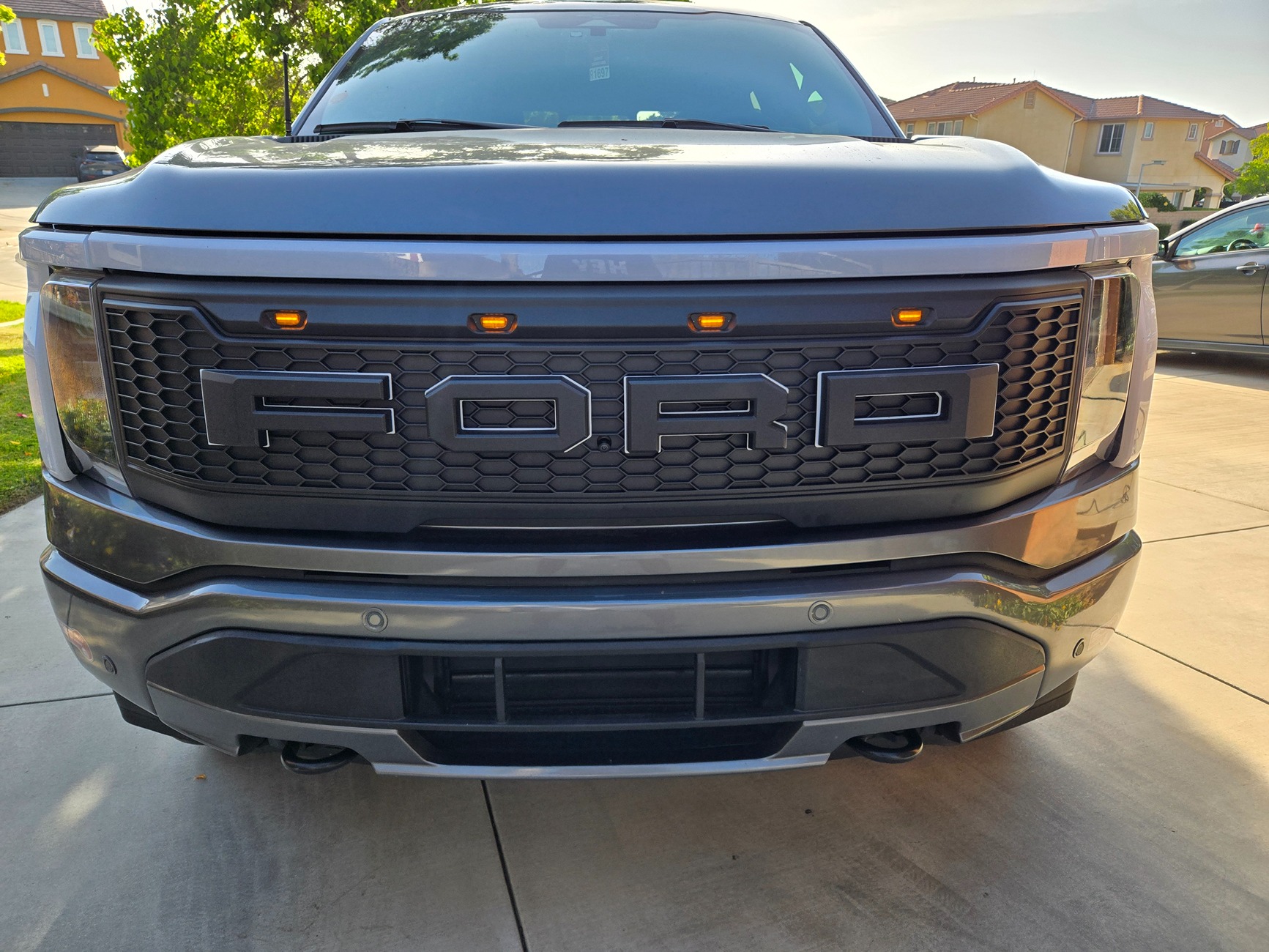 Ford F-150 Lightning Animated Raptor "FORD" Letter Grille Lights 20250524_180033