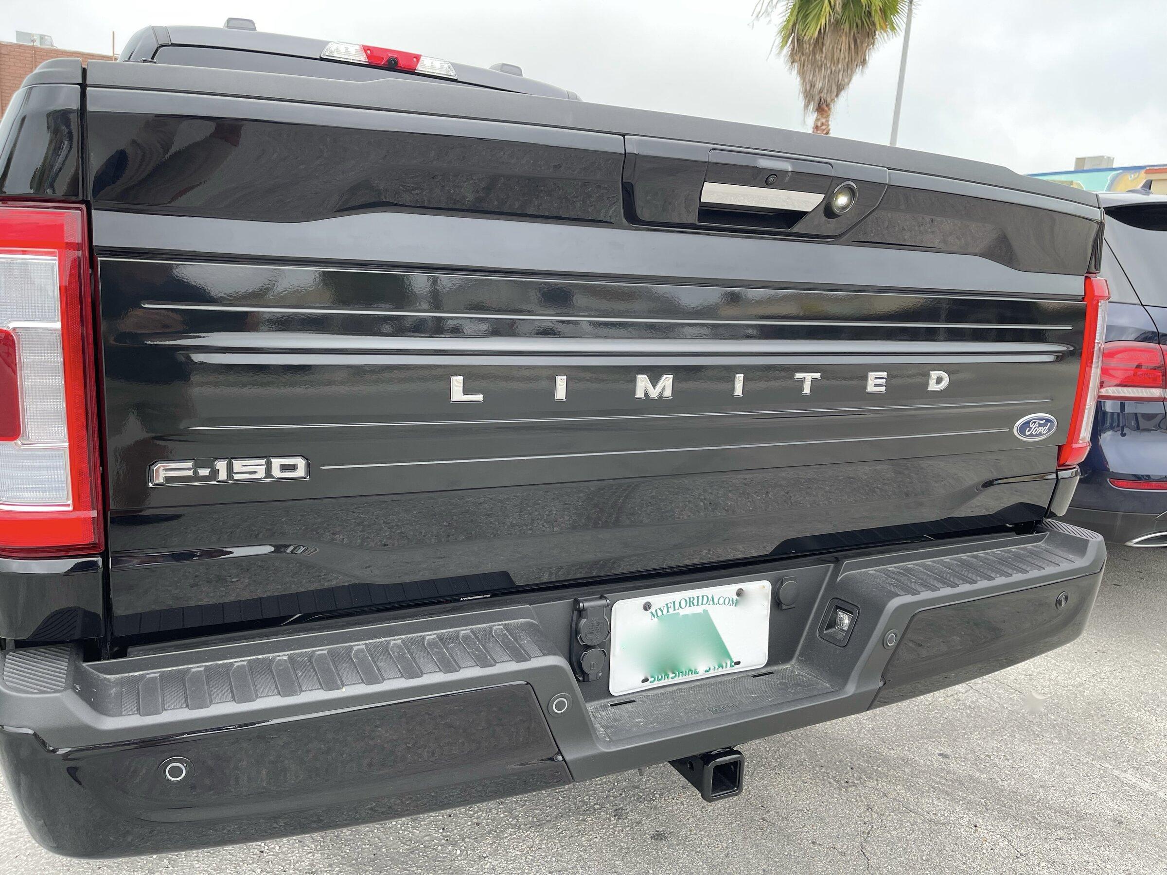 Ford F-150 Lightning Wrapped Limited Chrome Badge Bar on Tailgate 209902C6-7DFD-4374-A602-41BC7821DDAB_1_201_a