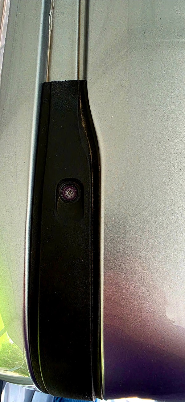 Ford F-150 Lightning Small holes on roof of 2025 Lightning Flash 25flashroof