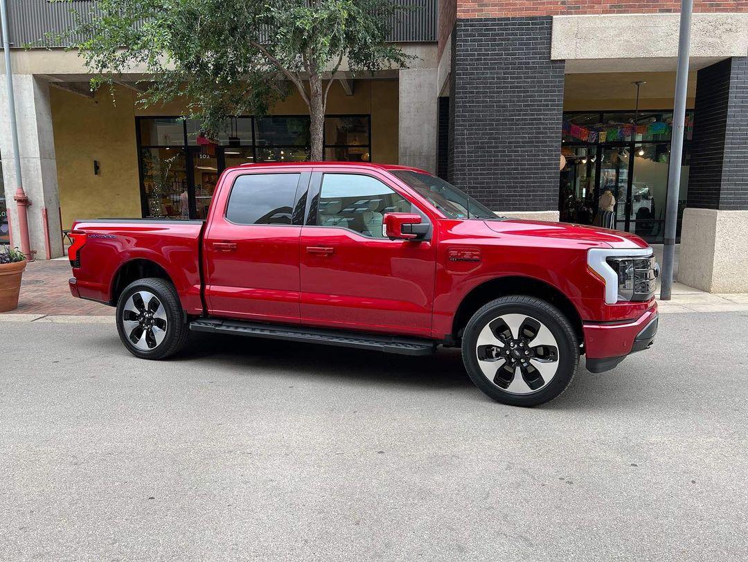 Ford F-150 Lightning RAPID RED F-150 Lightning Photos & Club 279782306_326742422739124_3251505647546877463_n