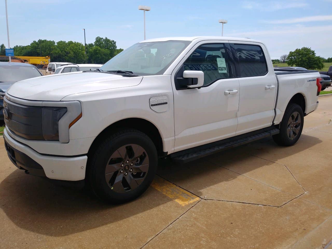 Ford F-150 Lightning OXFORD WHITE F-150 Lightning Photos & Club 284971434_10105764096147351_5975286606463927691_n