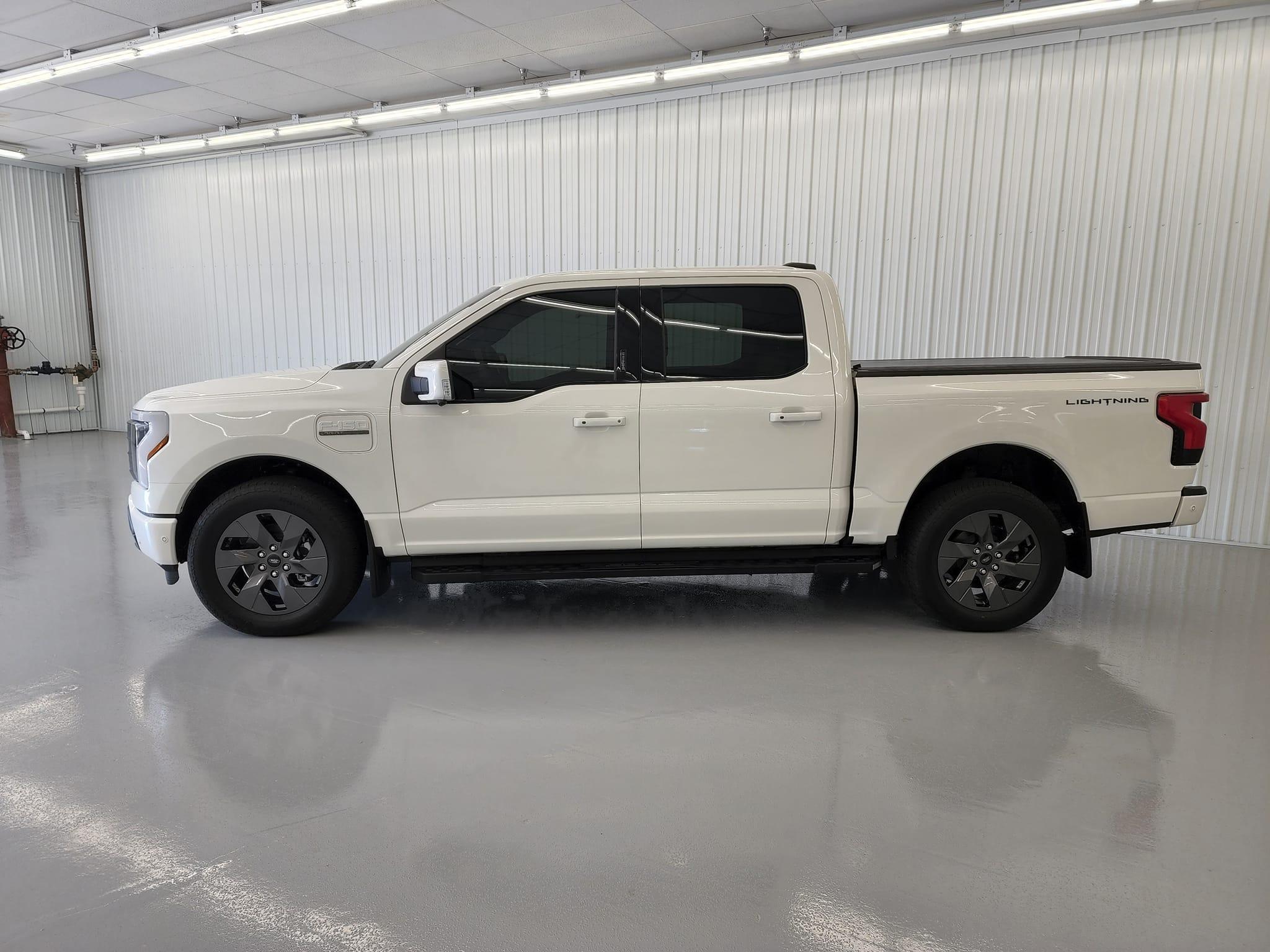 Ford F-150 Lightning Star White Lightning With Tint 288467156_10224523804416979_3763987965603200330_n