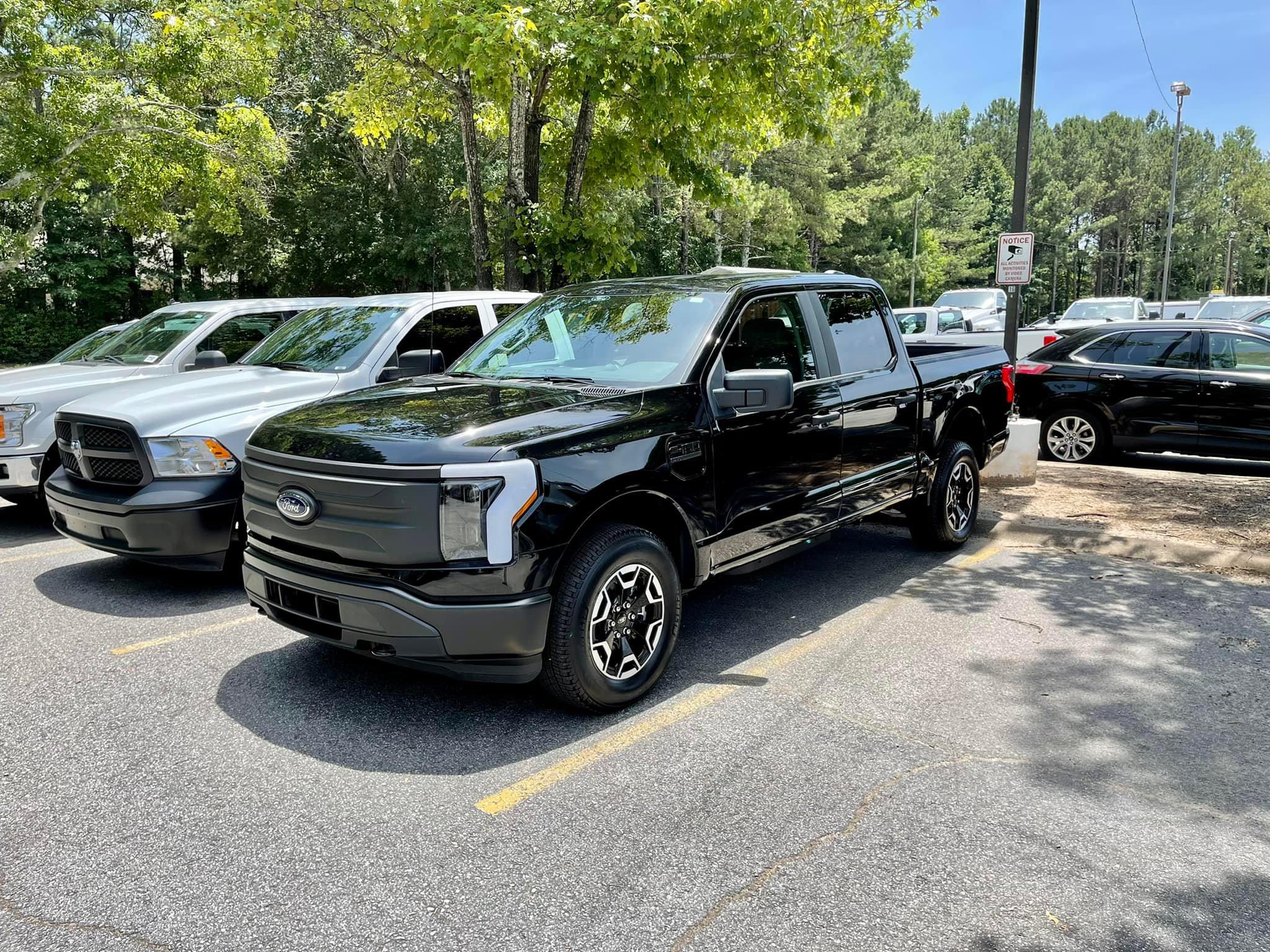 Ford F-150 Lightning AGATE BLACK F-150 Lightning Photos & Club 289576536_10160192710296834_8881762472578097386_n