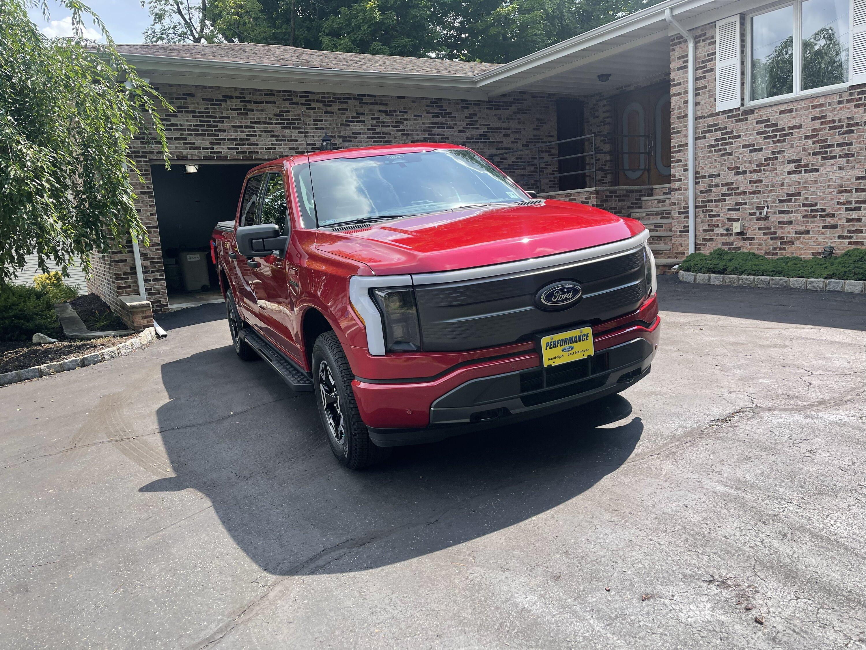 Ford F-150 Lightning ✅ 5/30 Lightning Build Week Group 30F640DE-965F-4B0A-9355-7A564936E062