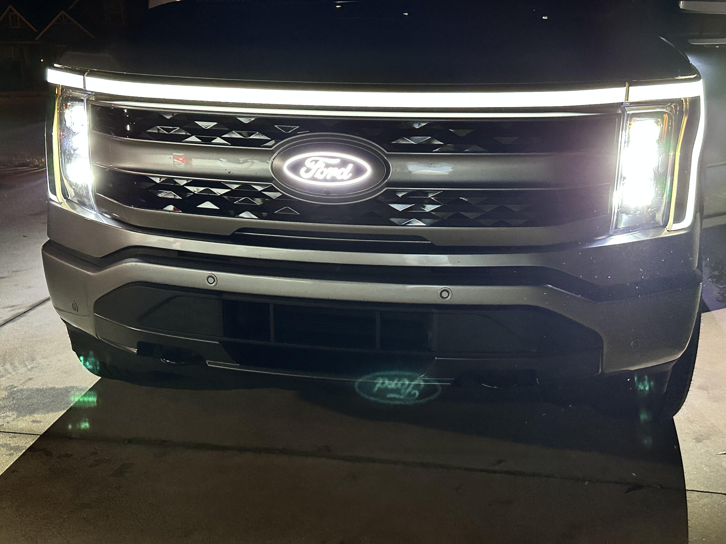 Ford F-150 Lightning Light bar mod 3AA7DFB9-BC7A-478C-91D8-89C22C2912A6