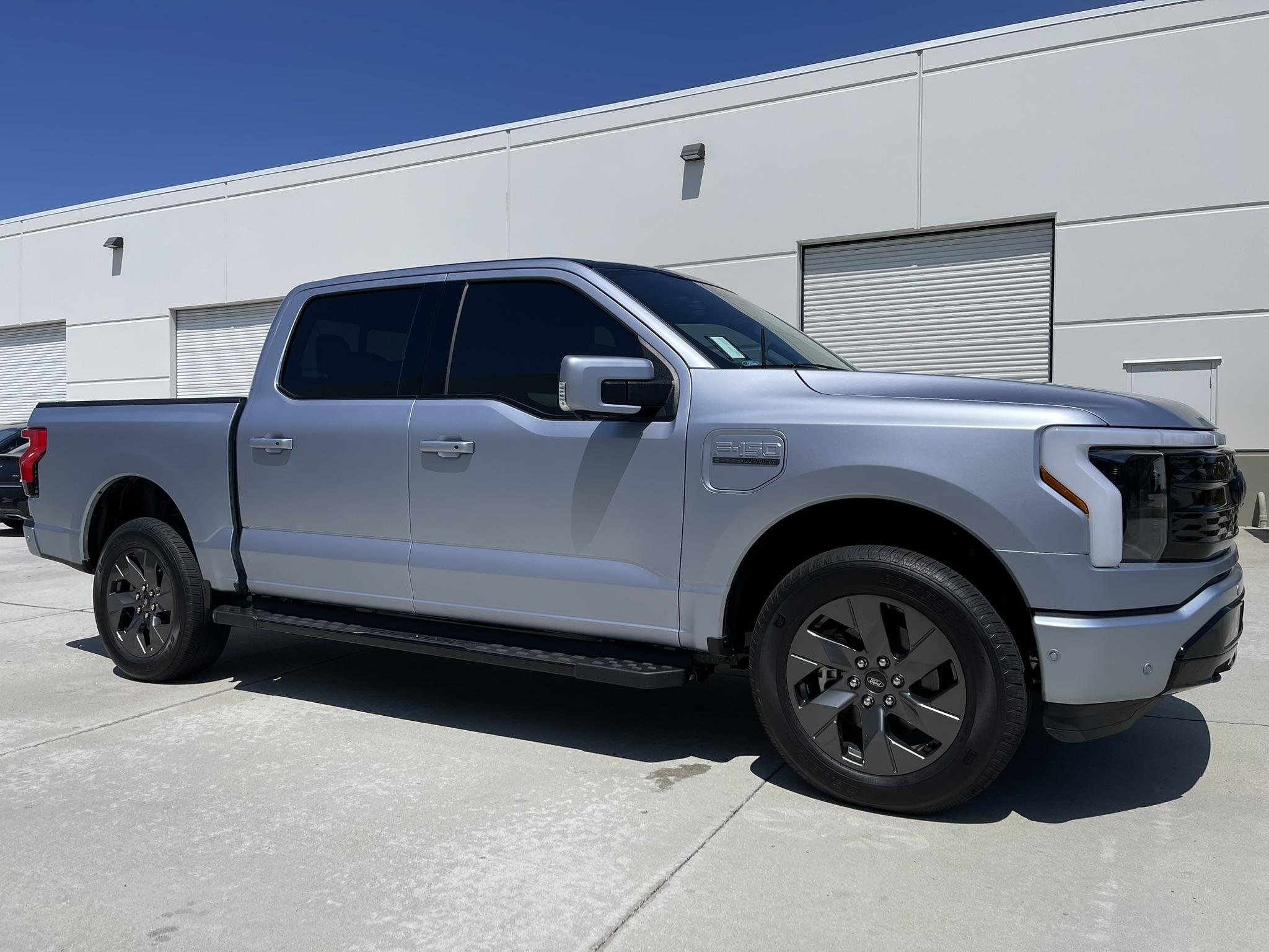 Ford F-150 Lightning For sale  Lariat Wheels with tires 3E822DA4-17BD-49E2-845F-E9B6131E191B