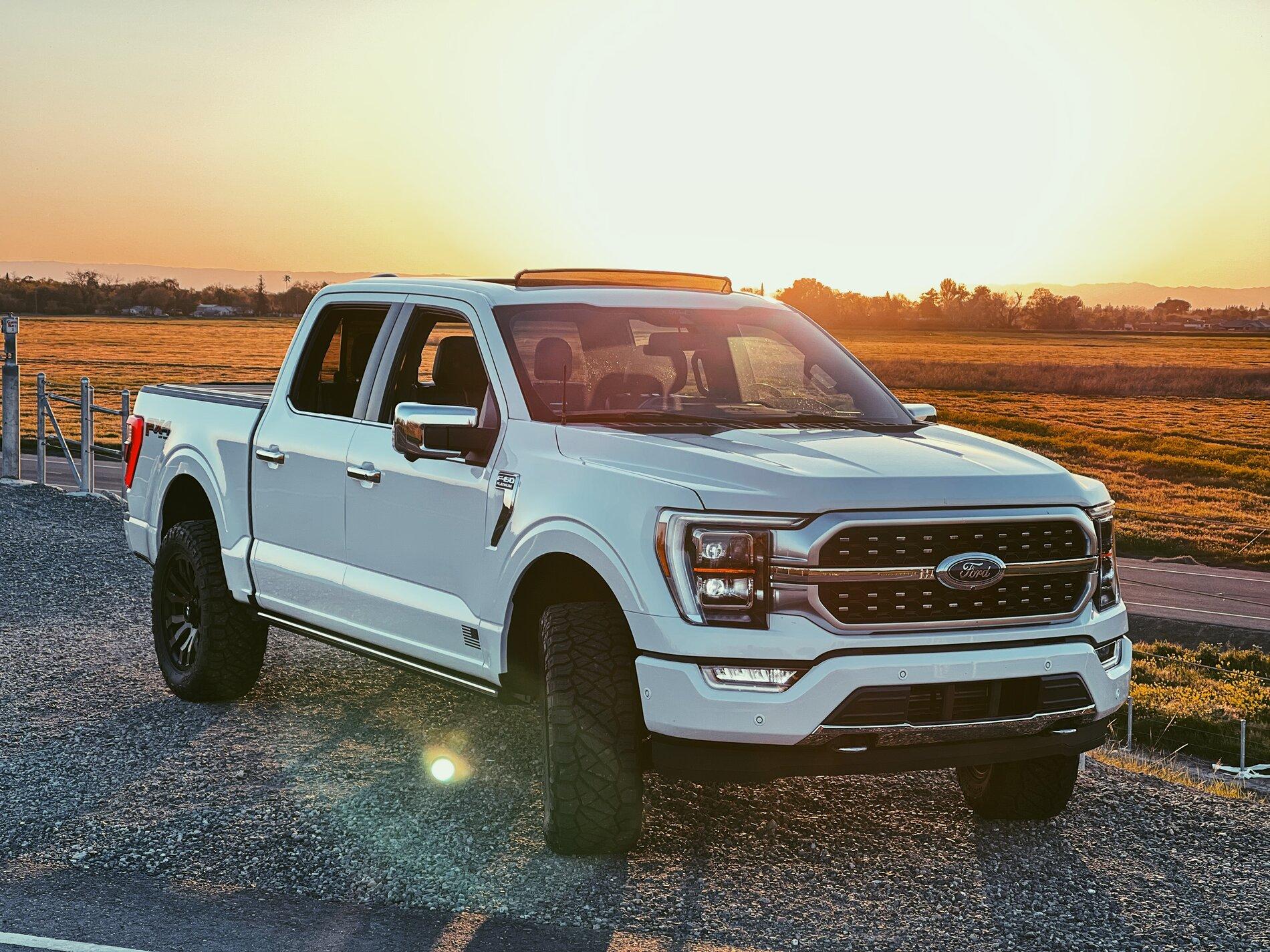 Ford F-150 Lightning 2021 F-150 Platinum Star White 43E017AE-EB98-41CF-88B8-864E8FA31B38